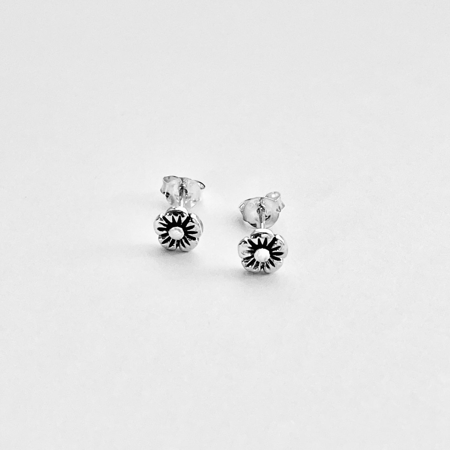 Sterling Silver Forget Me Not Flower Earrings – Dainty Floral Stud Silver Earring