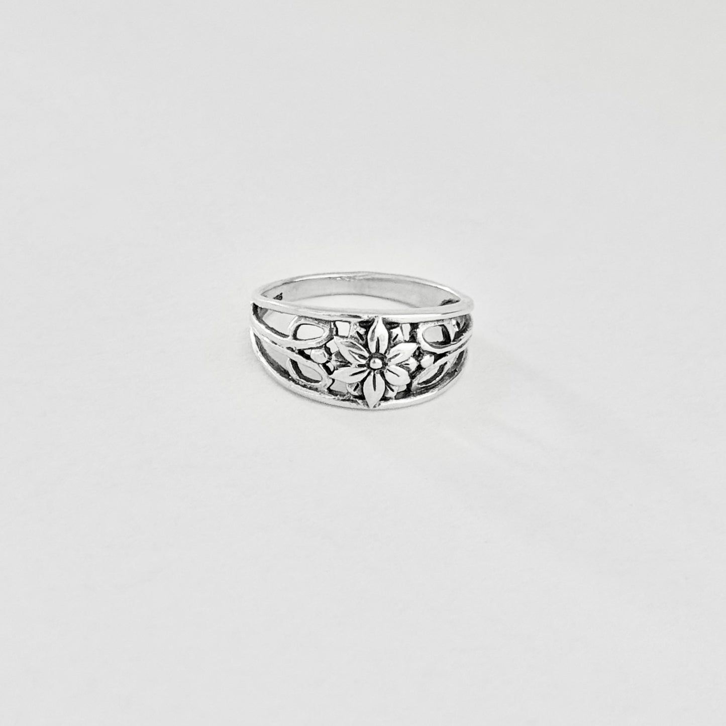 Sterling Silver Starflower Ring with Swirly | Ipheion uniflorum Flower, Floral Jewelry