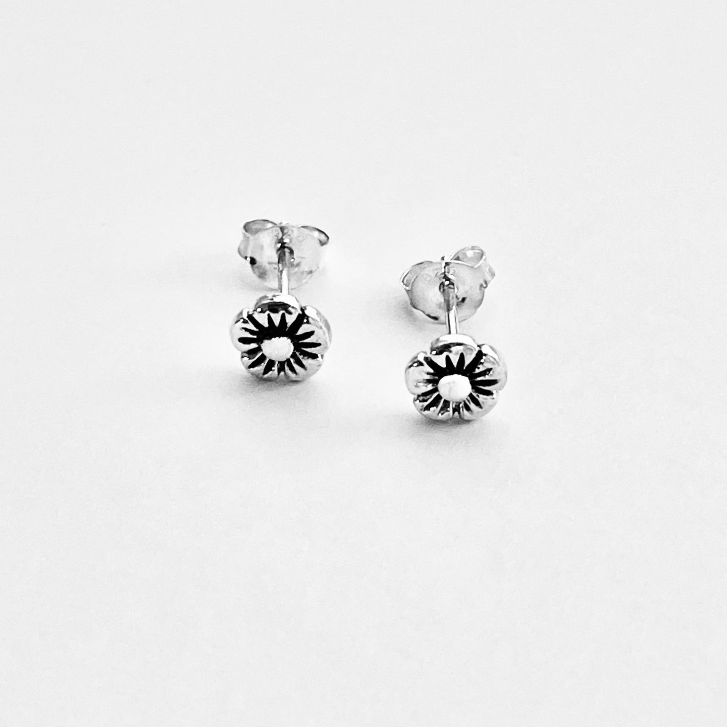 Sterling Silver Forget Me Not Flower Earrings – Dainty Floral Stud Silver Earring