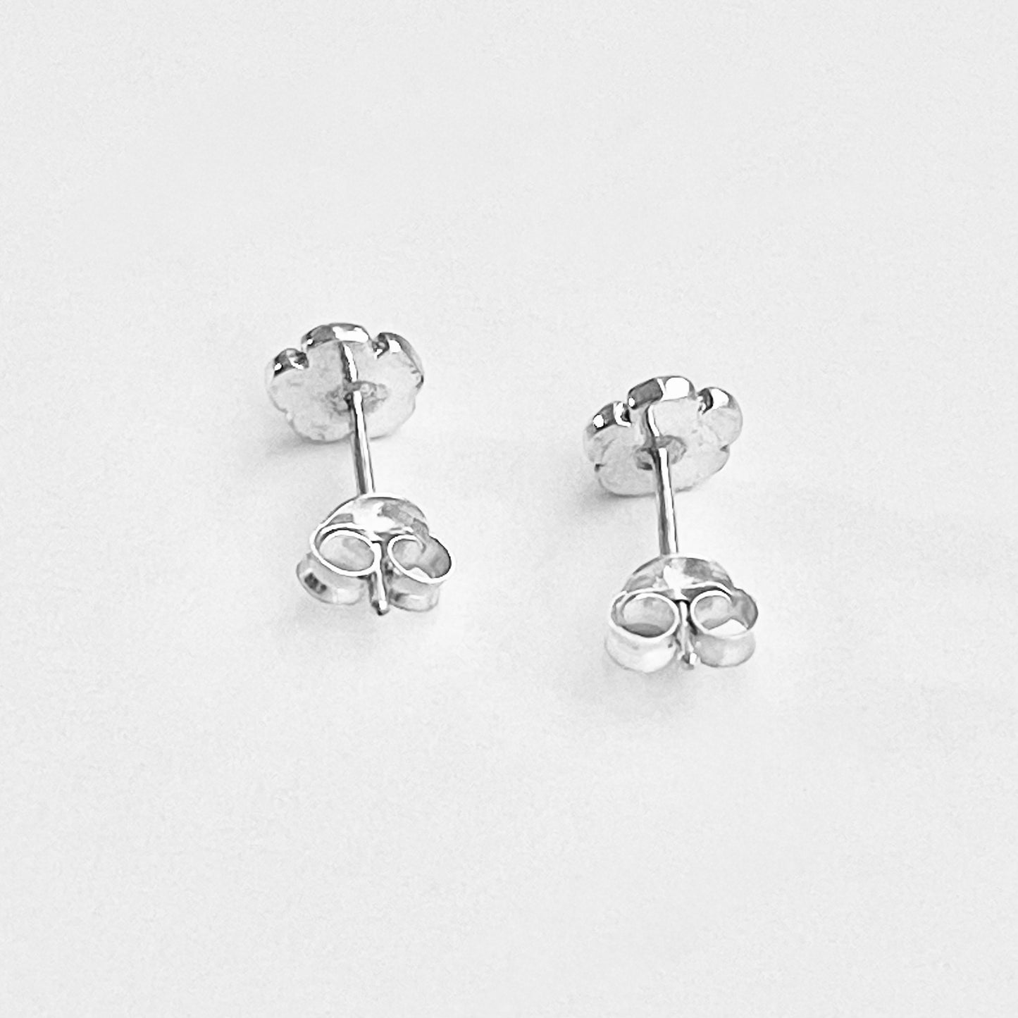 Sterling Silver Forget Me Not Flower Earrings – Dainty Floral Stud Silver Earring