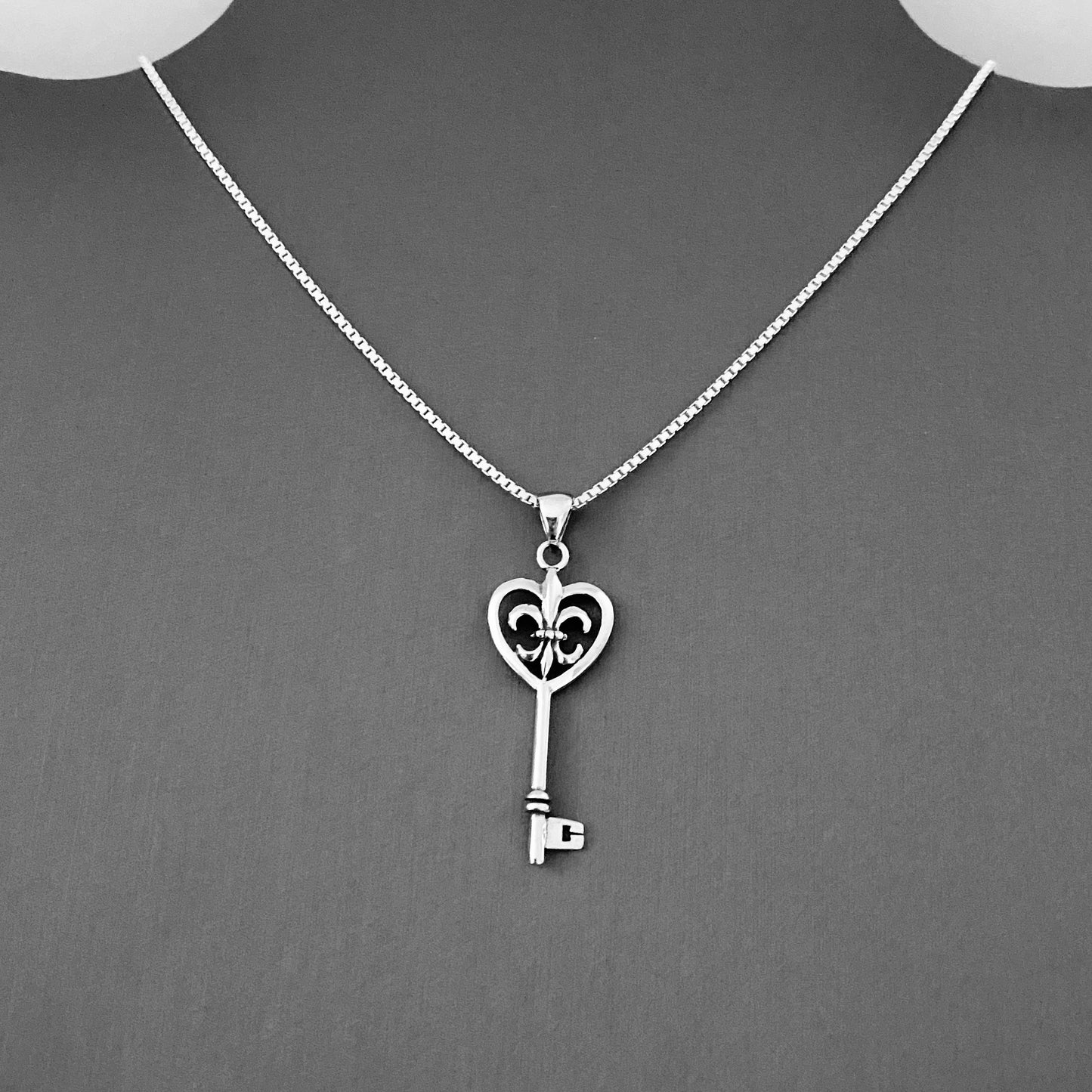 925 Sterling Silver Fleur De Lis Key Necklace | Saints & Lily Pendant Jewelry