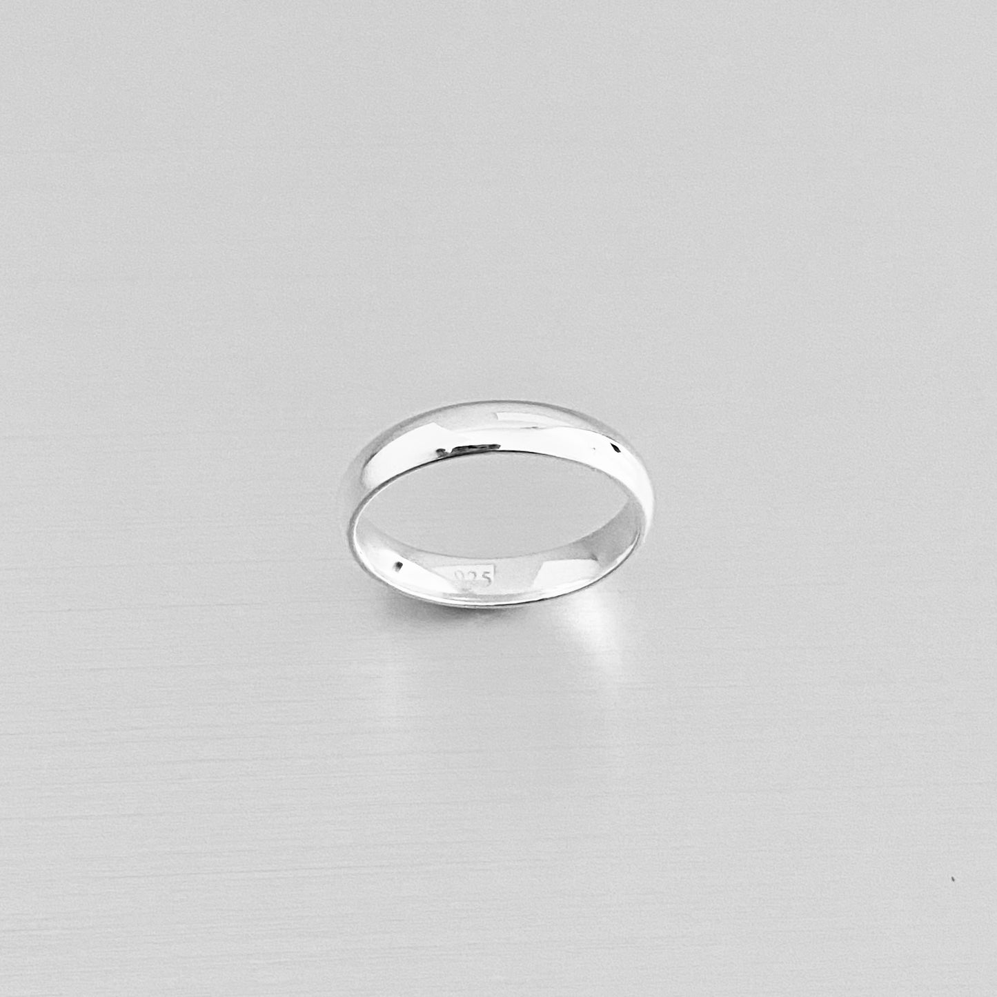 Sterling Silver High Polish Plain 4MM Wedding Band Ring, Unisex Silver Ring