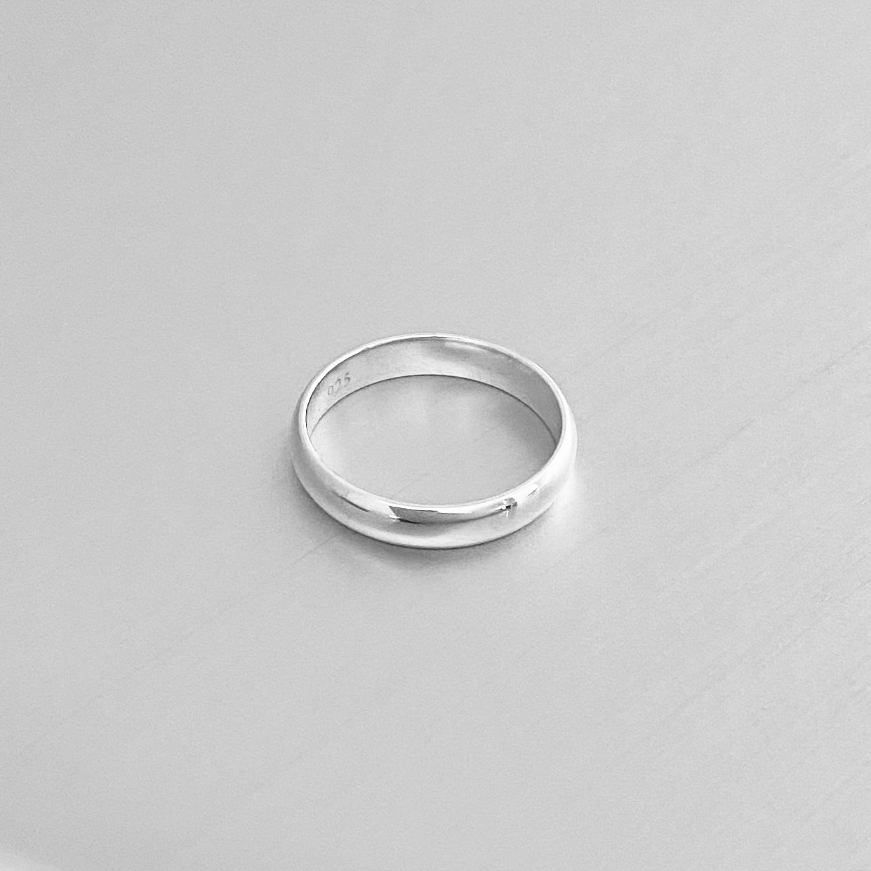 Sterling Silver High Polish Plain 4MM Wedding Band Ring, Unisex Silver Ring