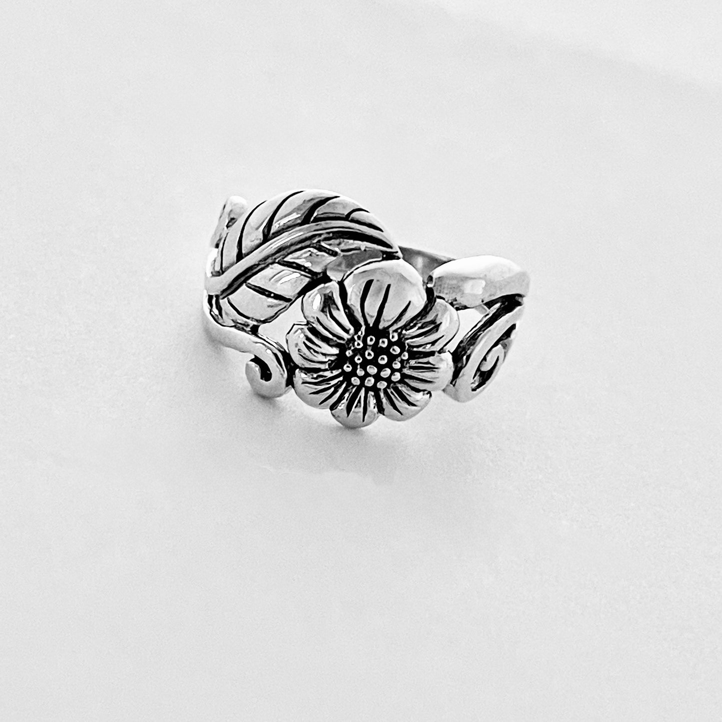Sterling Silver Statement Sunflower Ring with Leaf, Flower Rings, Sunshine Jewelry