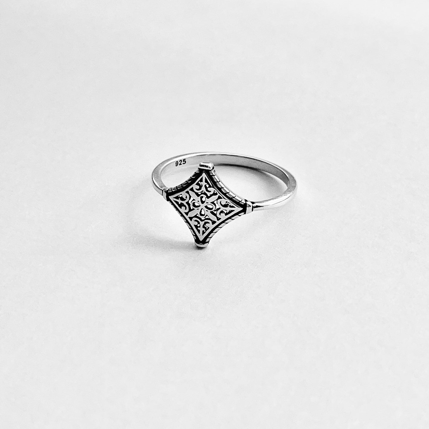 Sterling Silver Dainty Filigree Tapestry Ring – Mandala Boho Silver Ring