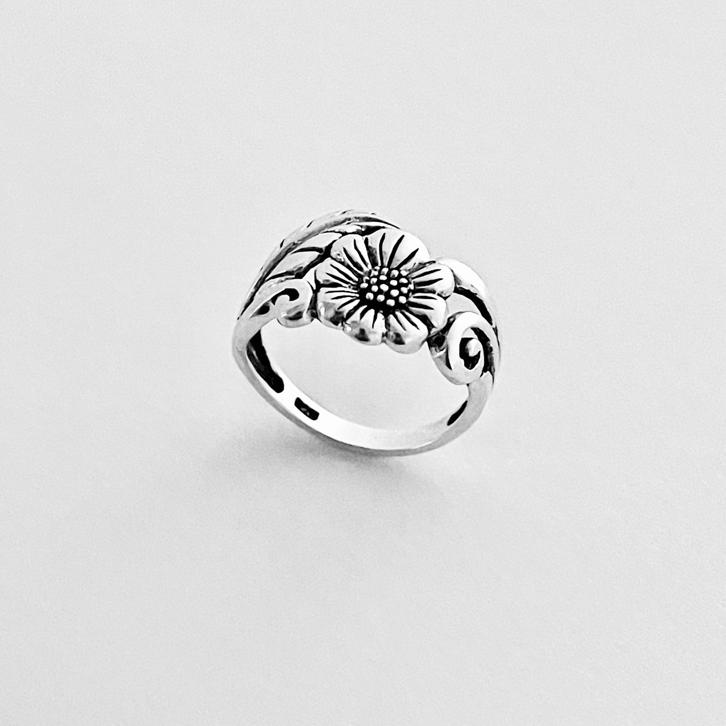 Sterling Silver Statement Sunflower Ring with Leaf, Flower Rings, Sunshine Jewelry