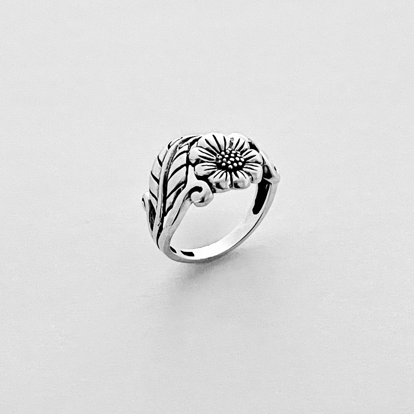Sterling Silver Statement Sunflower Ring with Leaf, Flower Rings, Sunshine Jewelry