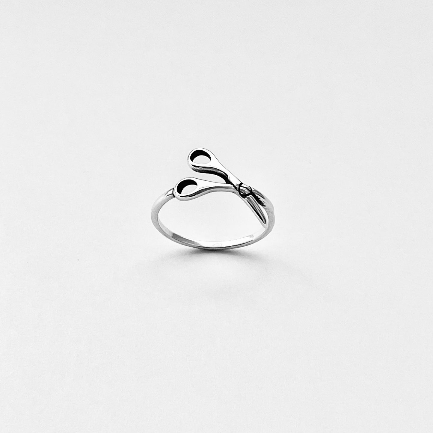 Sterling Silver Delicate Open Scissors Ring – Hair Stylist Barber Seamstress Rings