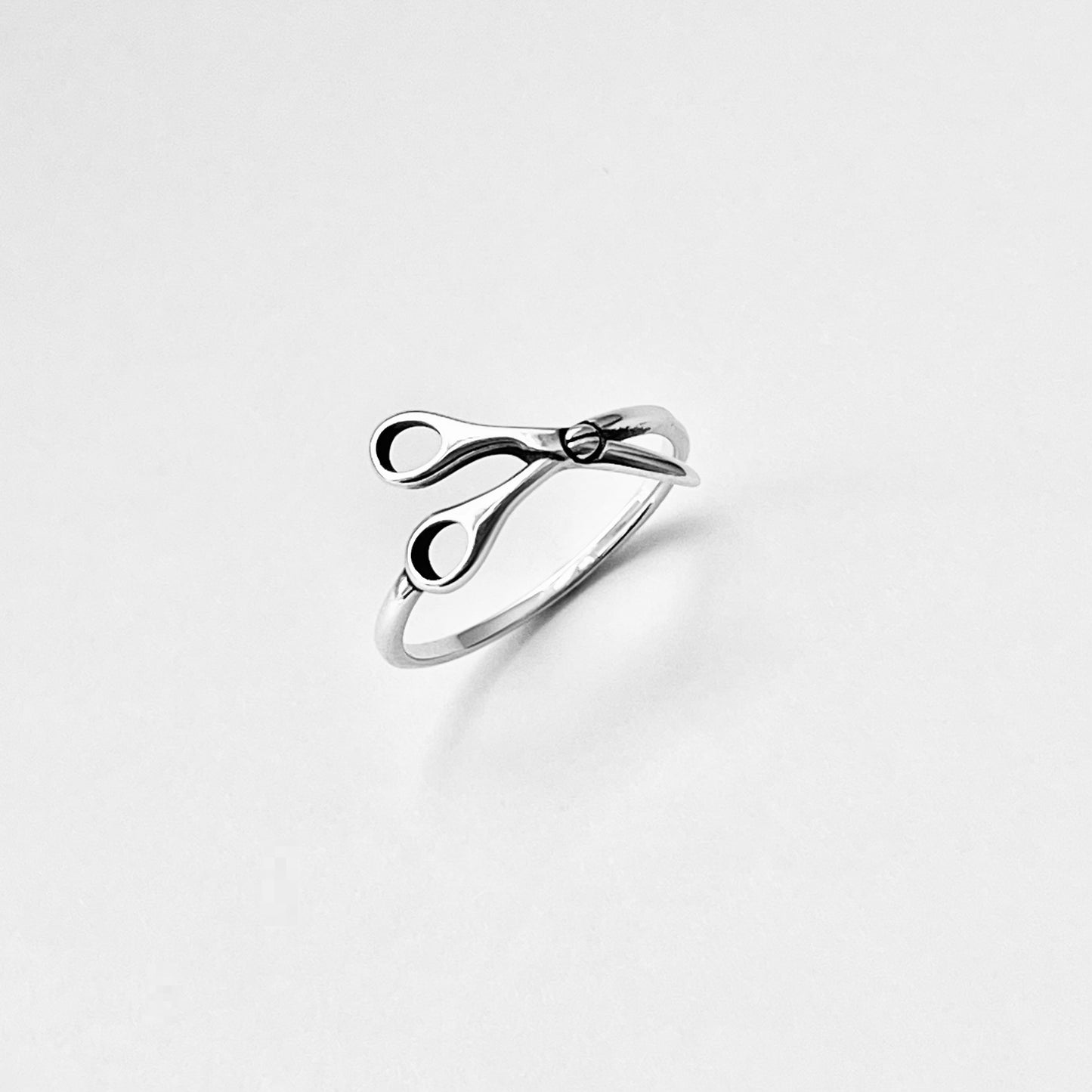 Sterling Silver Delicate Open Scissors Ring – Hair Stylist Barber Seamstress Rings