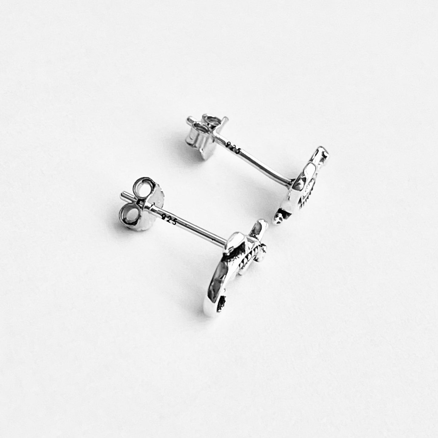 925 Sterling Silver Lizard Stud Earrings | Gecko & Reptile Silver Earrings