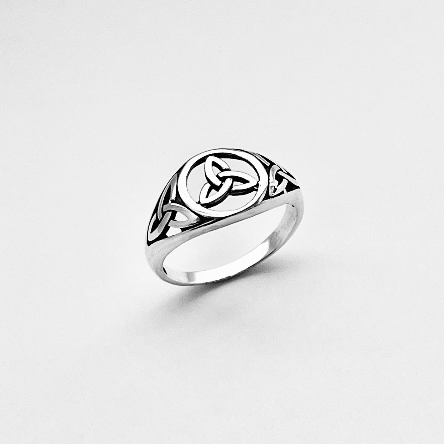 Sterling Silver Triple Triquetra Celtic Ring, Eternity Love Knots Silver Rings