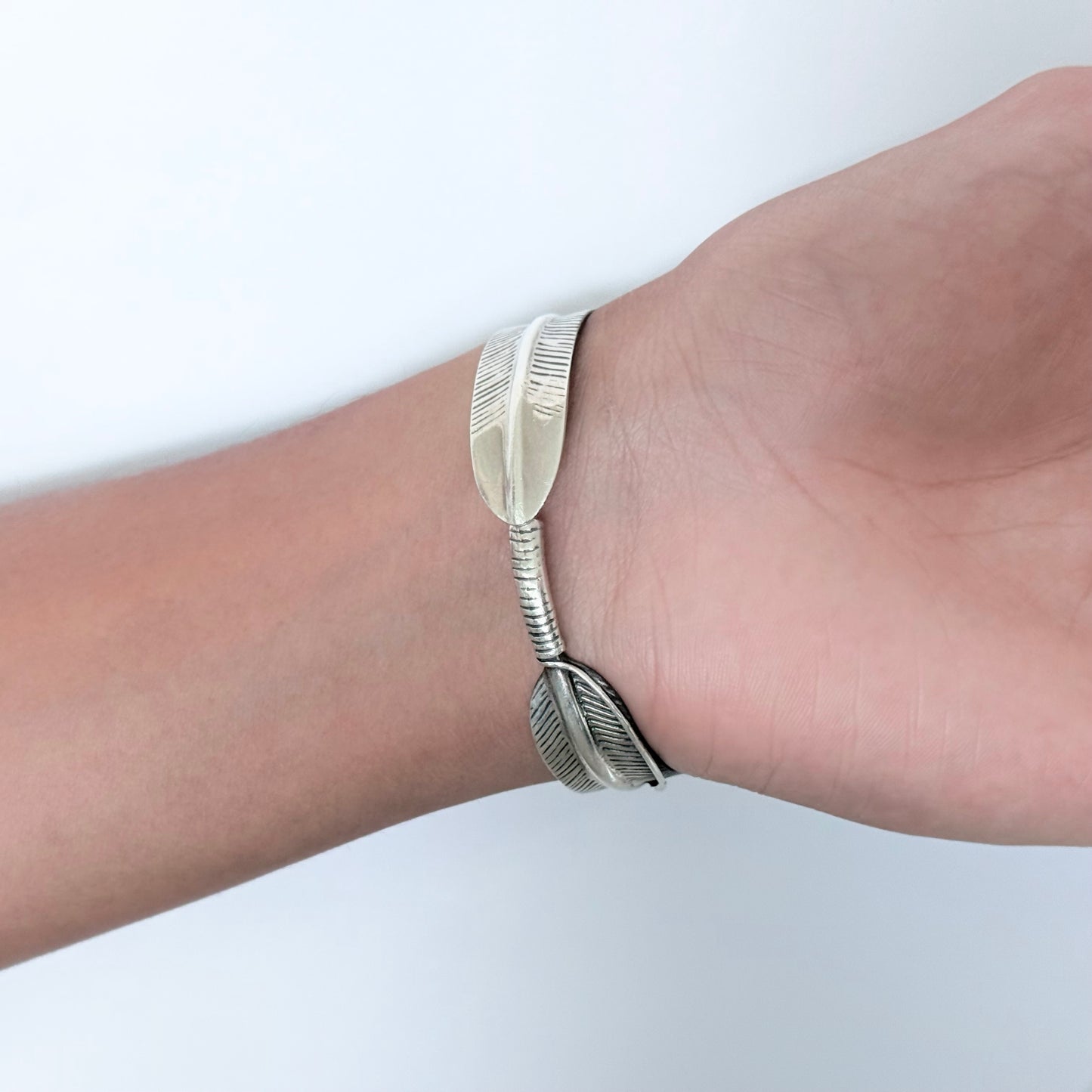 Sterling Silver Unisex Statement Western Feather Bangle – Spirit Bird Wing Boho Silver Bracelet