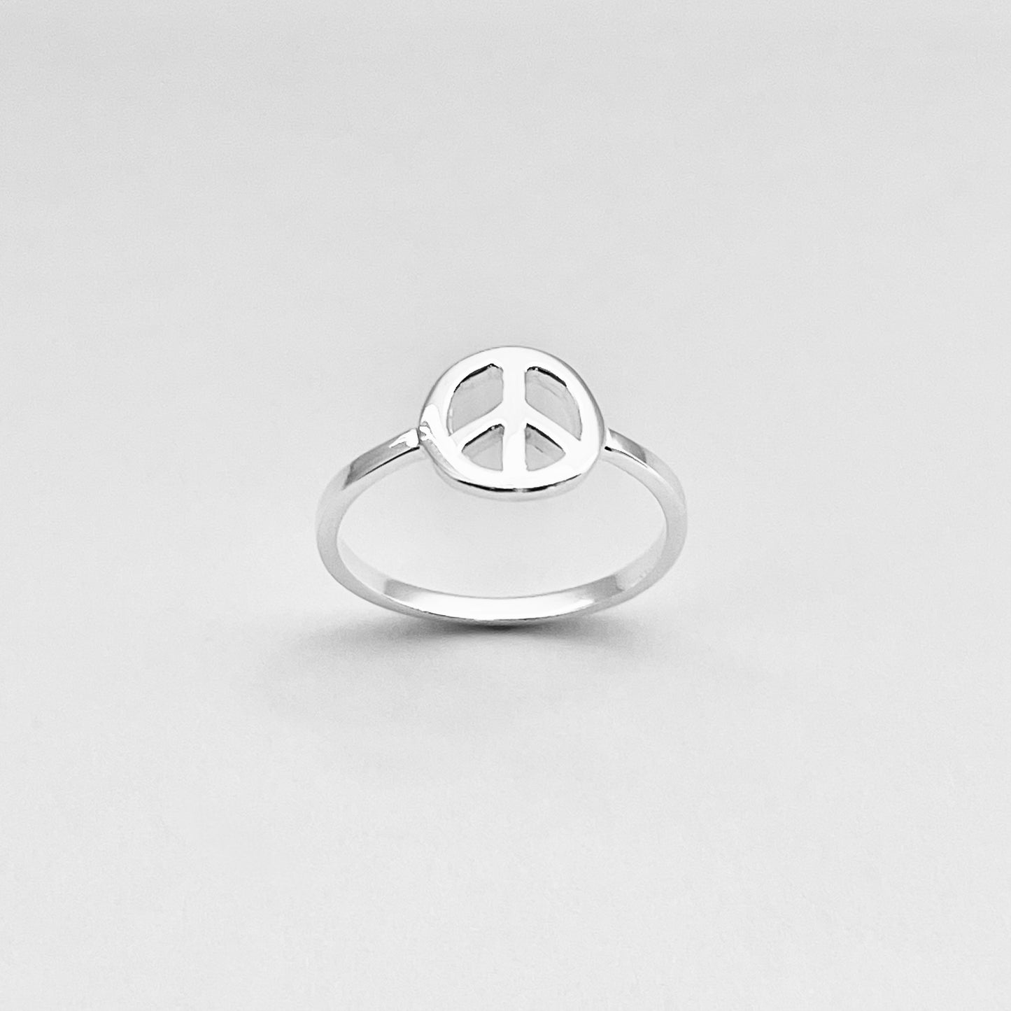 Sterling Silver Small Peace Sign Ring – High Polish Love Unity Silver Rings