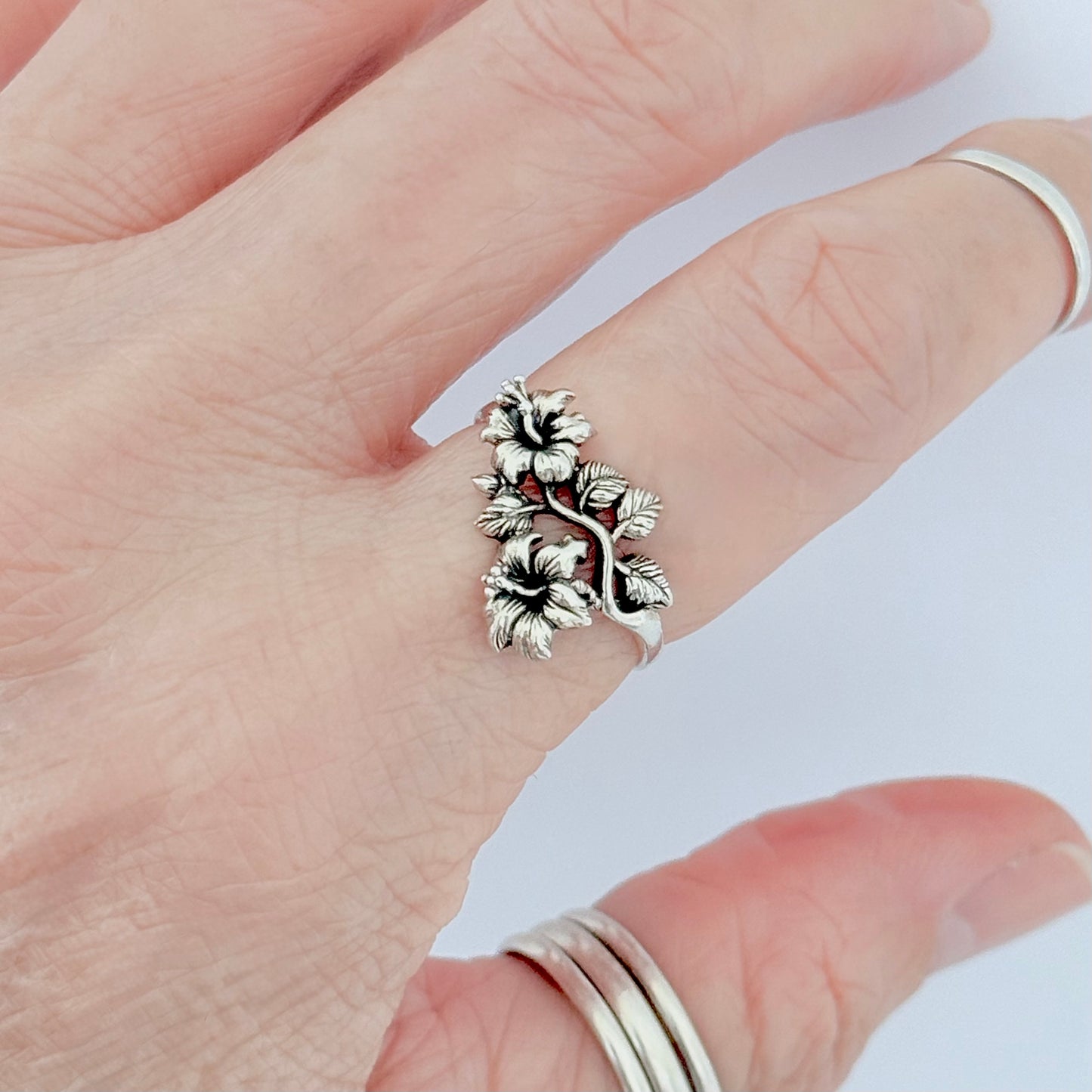 925 Sterling Silver Lily Flower Ring with Leaves | Floral Jewelry