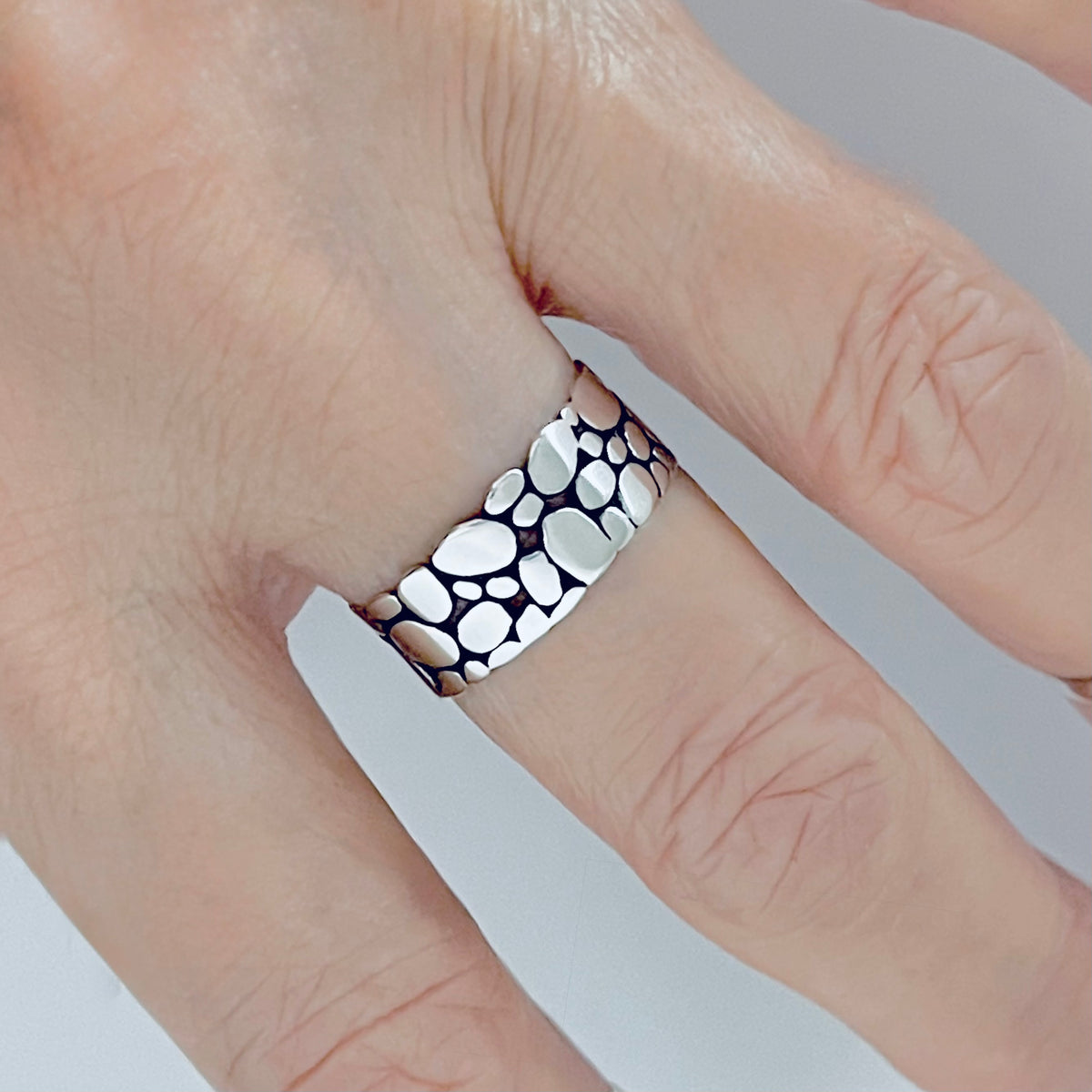 925 Sterling Silver Thin Eternity Cobblestone Band Ring – Pebble Stone Statement Silver Rings