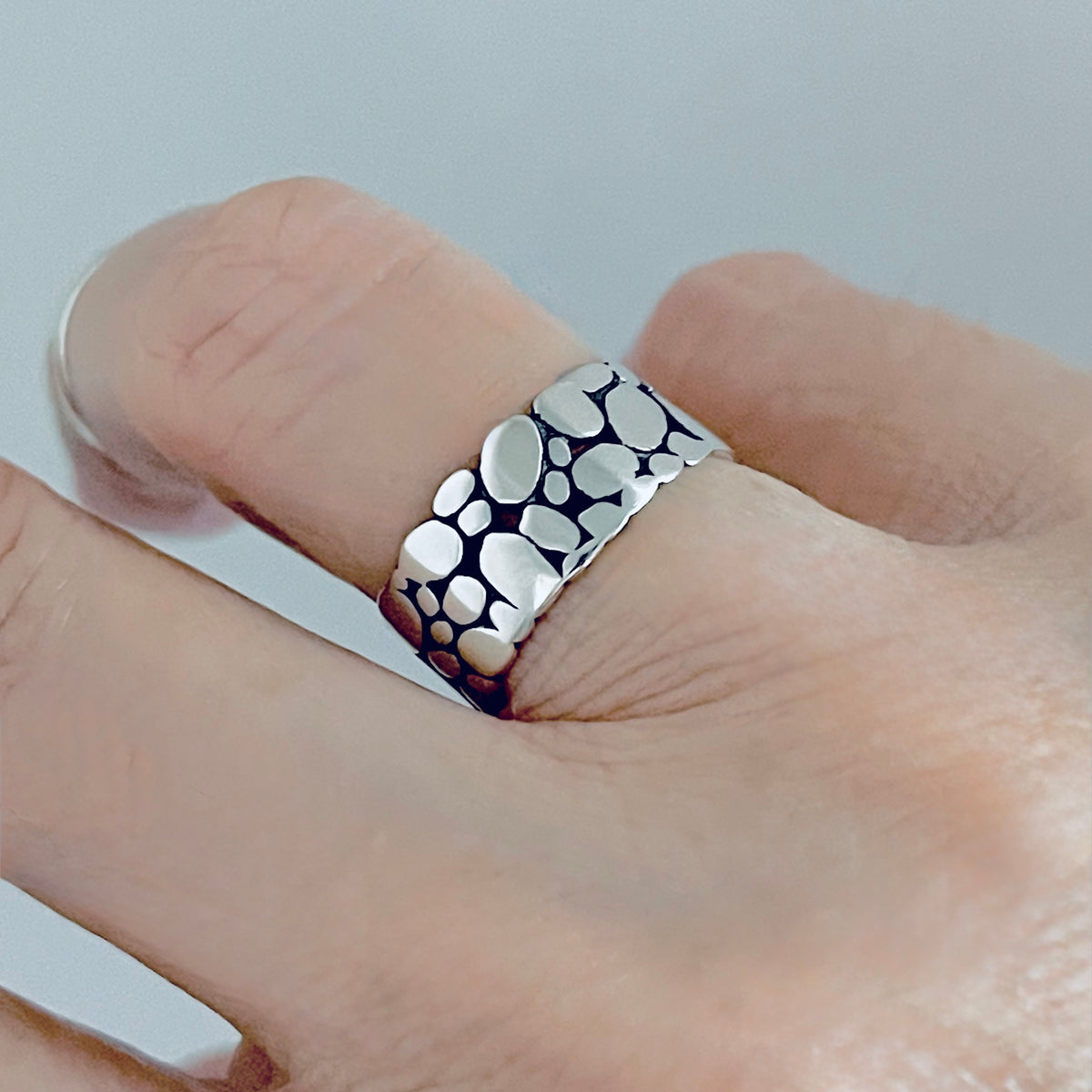 925 Sterling Silver Thin Eternity Cobblestone Band Ring – Pebble Stone Statement Silver Rings