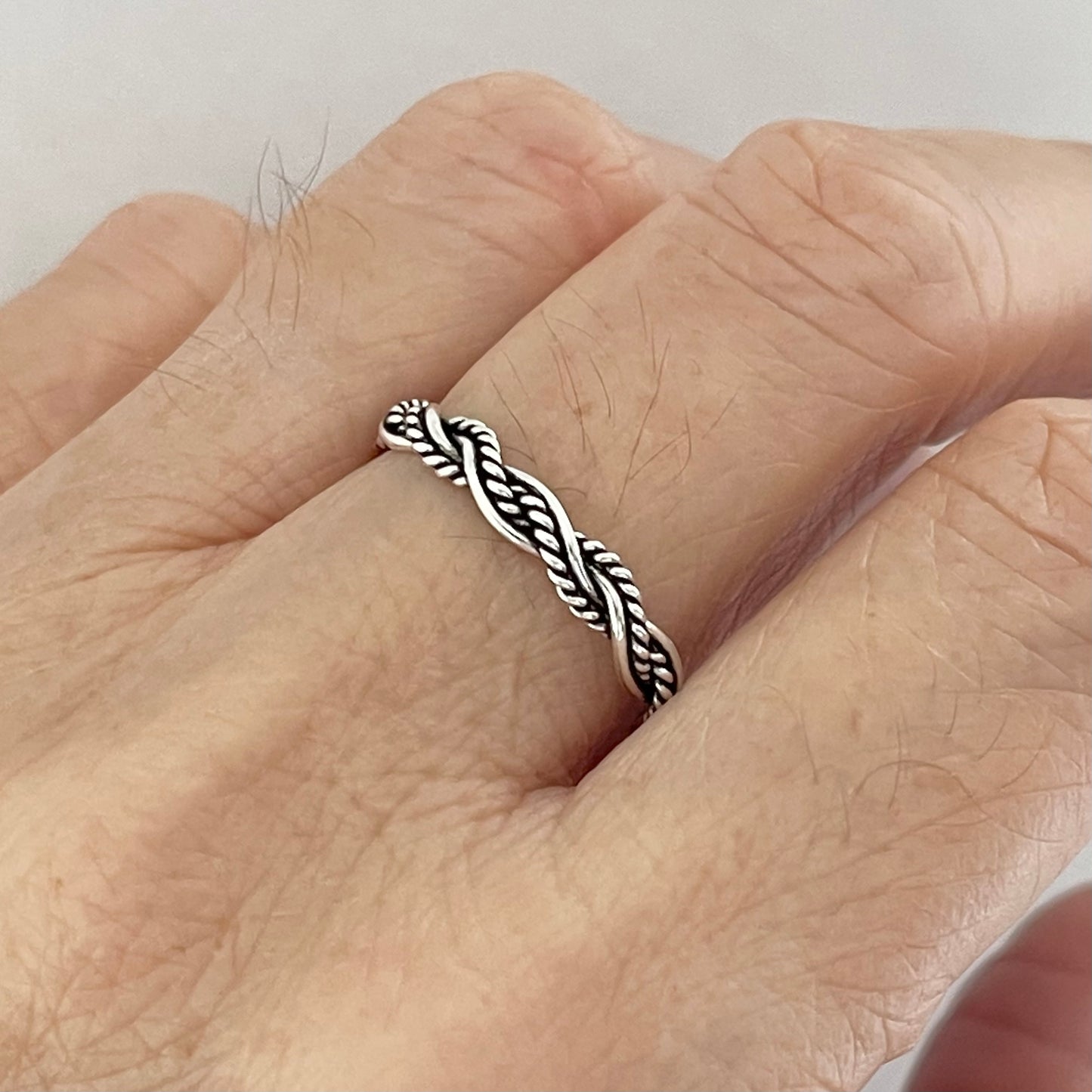 Sterling Silver Unisex Twisted Rope Ring, Stackable Rings, Silver Band