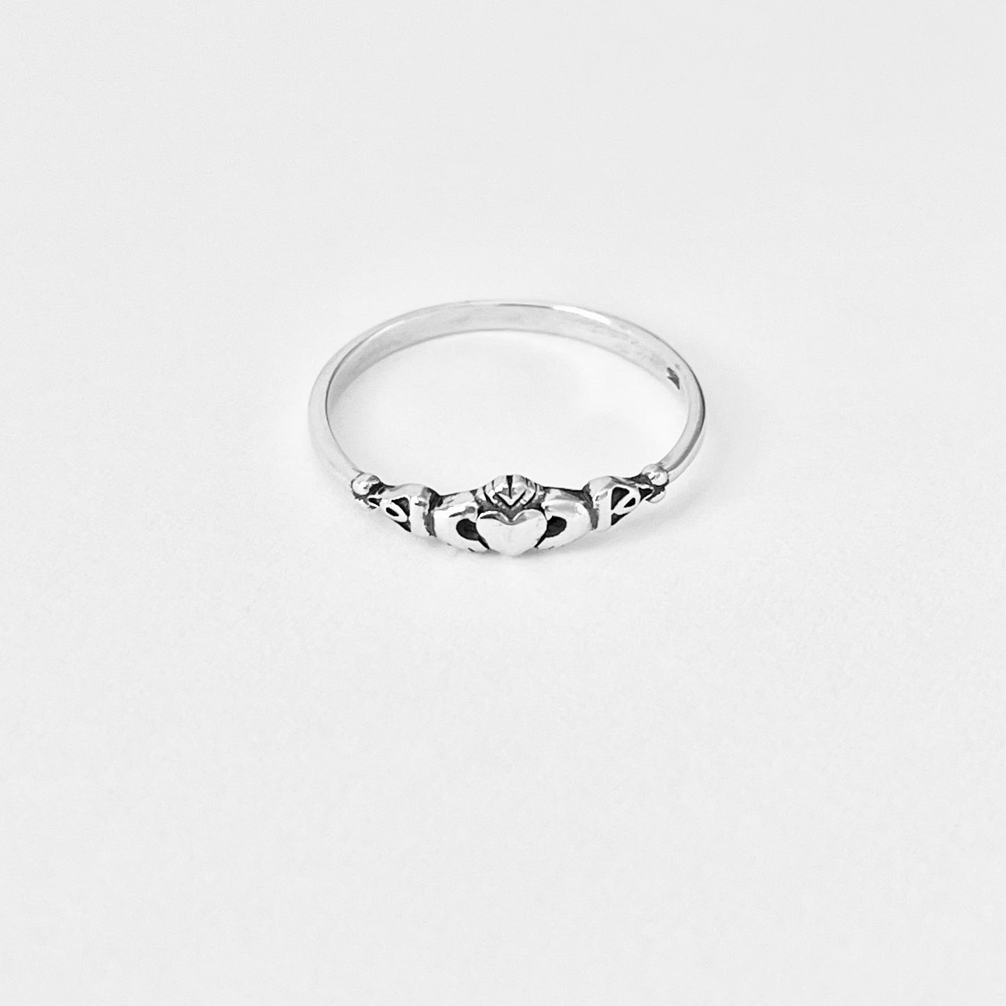 Sterling Silver Tiny Irish Claddagh Ring – Minimalist Heart Crown Friendship Rings