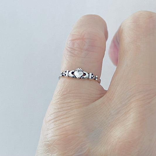 Sterling Silver Tiny Irish Claddagh Ring – Minimalist Heart Crown Friendship Rings