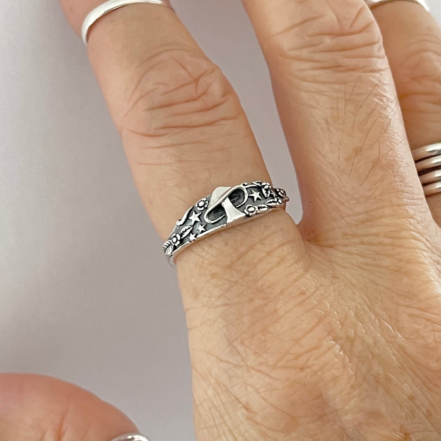 Sterling Silver Mushroom Ring with Tiny Star and Flower, Spiritual Symbol Rings, Tree Ring