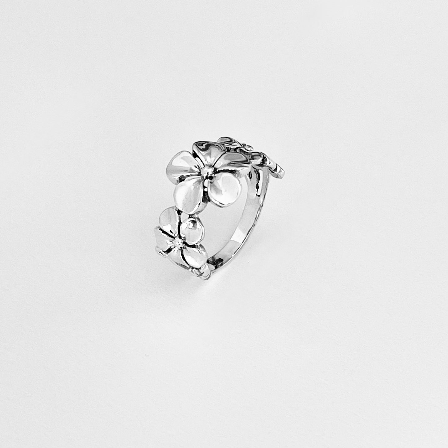 Sterling Silver Triple Plumeria Flower Ring with Leaves – Hawaiian Lei Silver Rings
