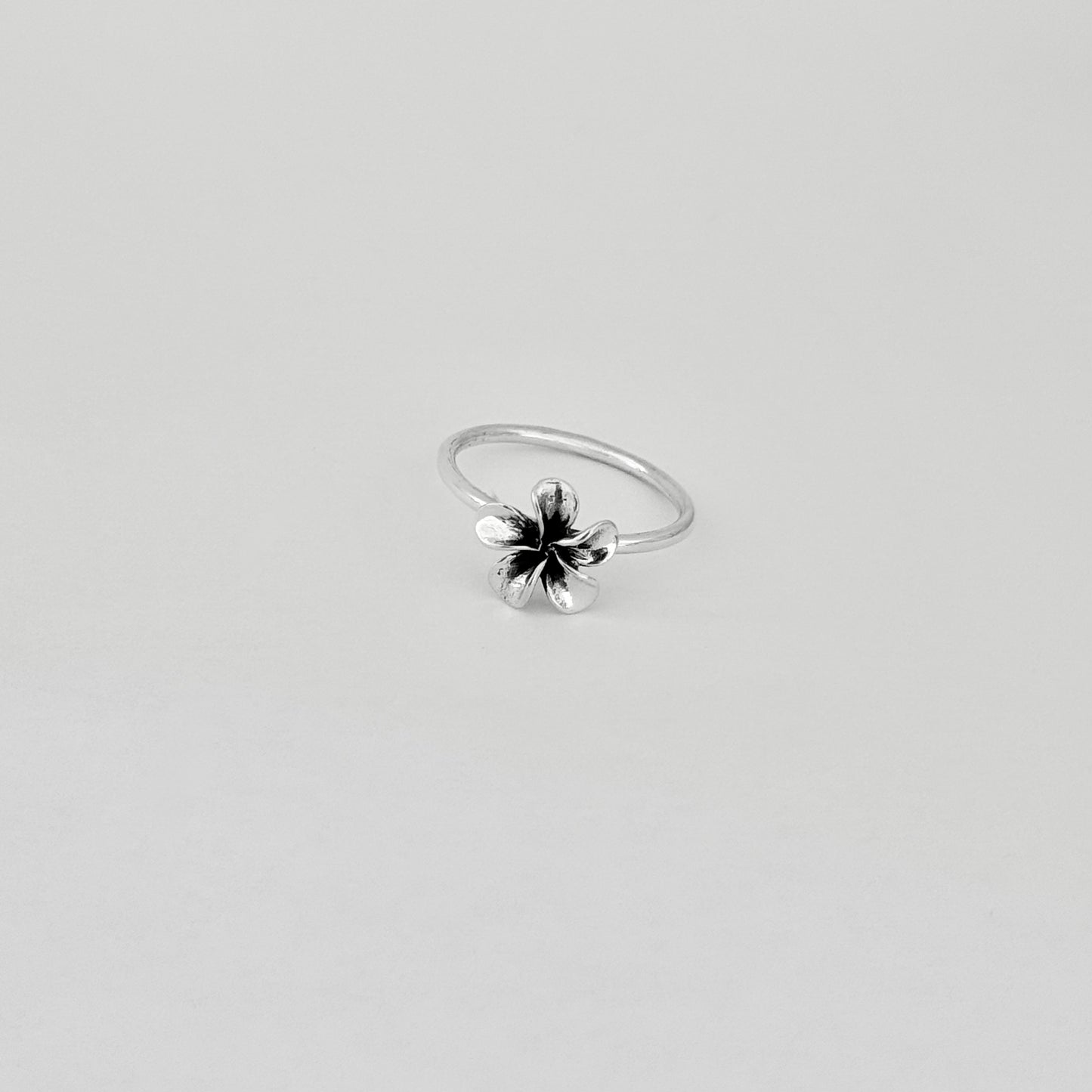 Sterling Silver Lily Flower Ring | Floral Rings, Hawaii Jewelry