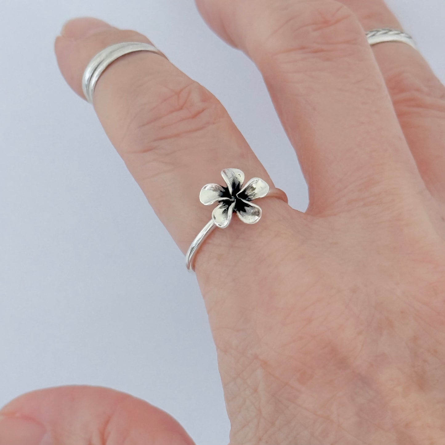 Sterling Silver Lily Flower Ring | Floral Rings, Hawaii Jewelry