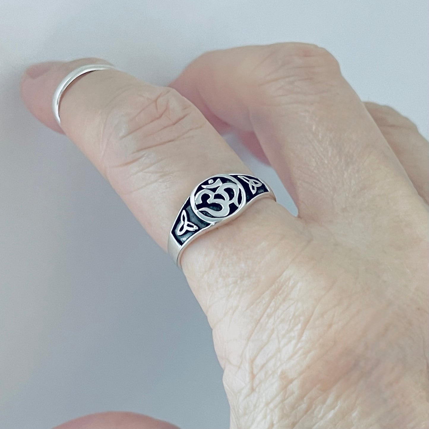 925 Sterling Silver OM Ring with Triquetras | Yoga & Celtic Knot Jewelry