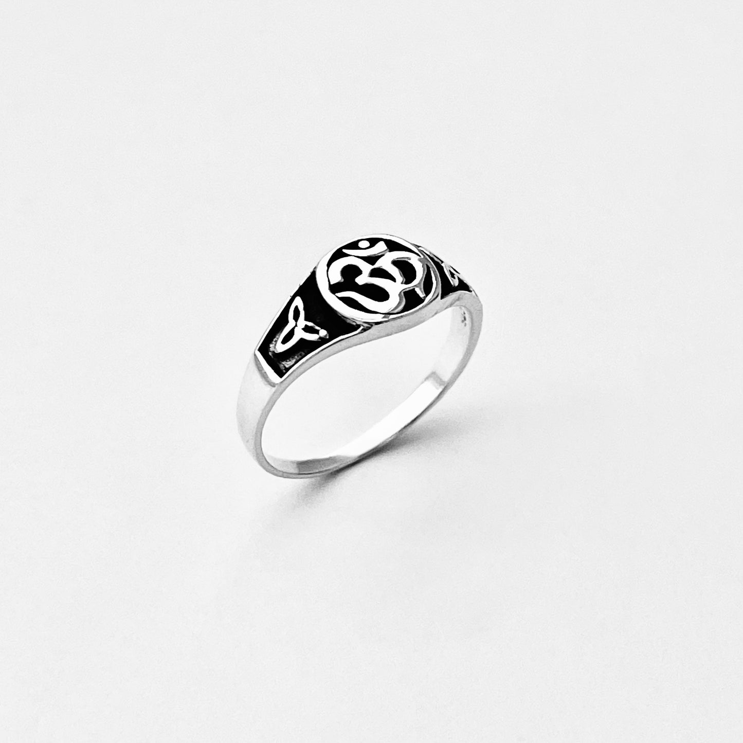 925 Sterling Silver OM Ring with Triquetras | Yoga & Celtic Knot Jewelry
