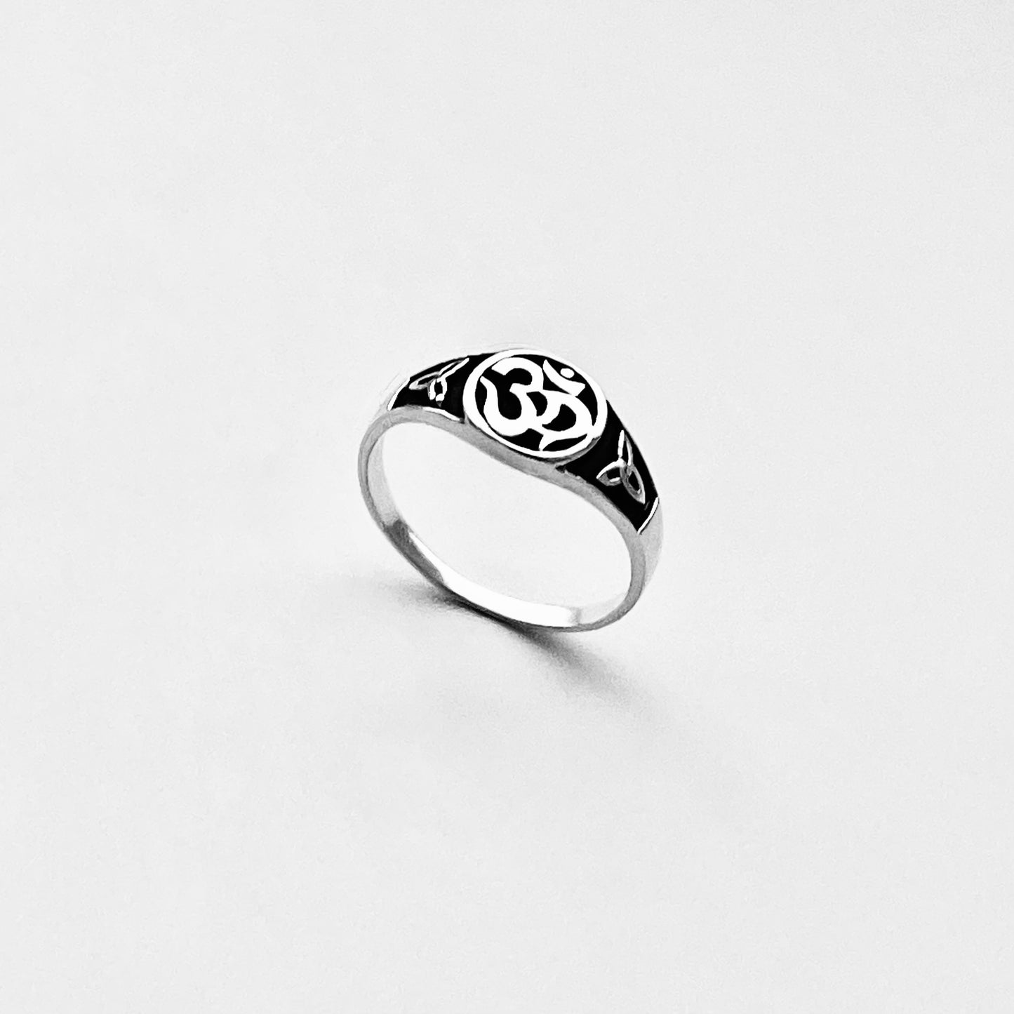 925 Sterling Silver OM Ring with Triquetras | Yoga & Celtic Knot Jewelry