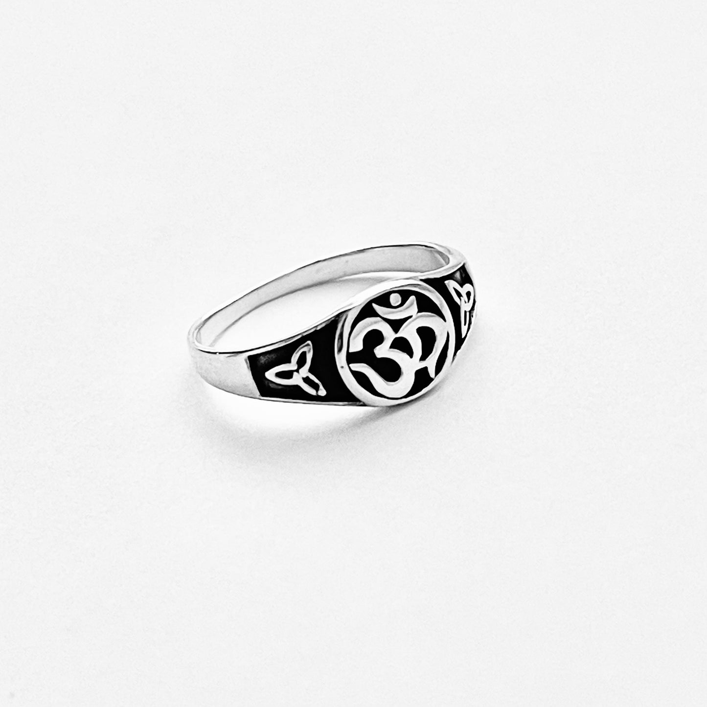 925 Sterling Silver OM Ring with Triquetras | Yoga & Celtic Knot Jewelry