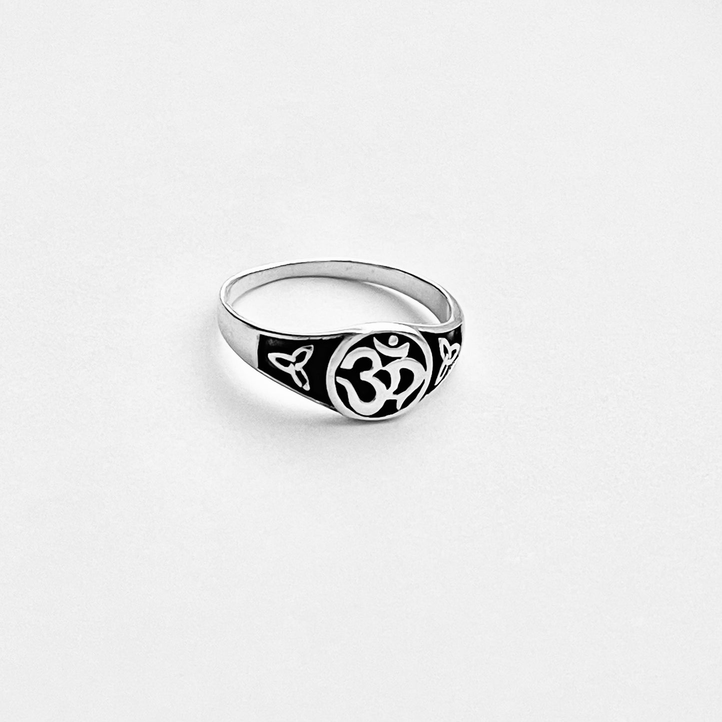 925 Sterling Silver OM Ring with Triquetras | Yoga & Celtic Knot Jewelry