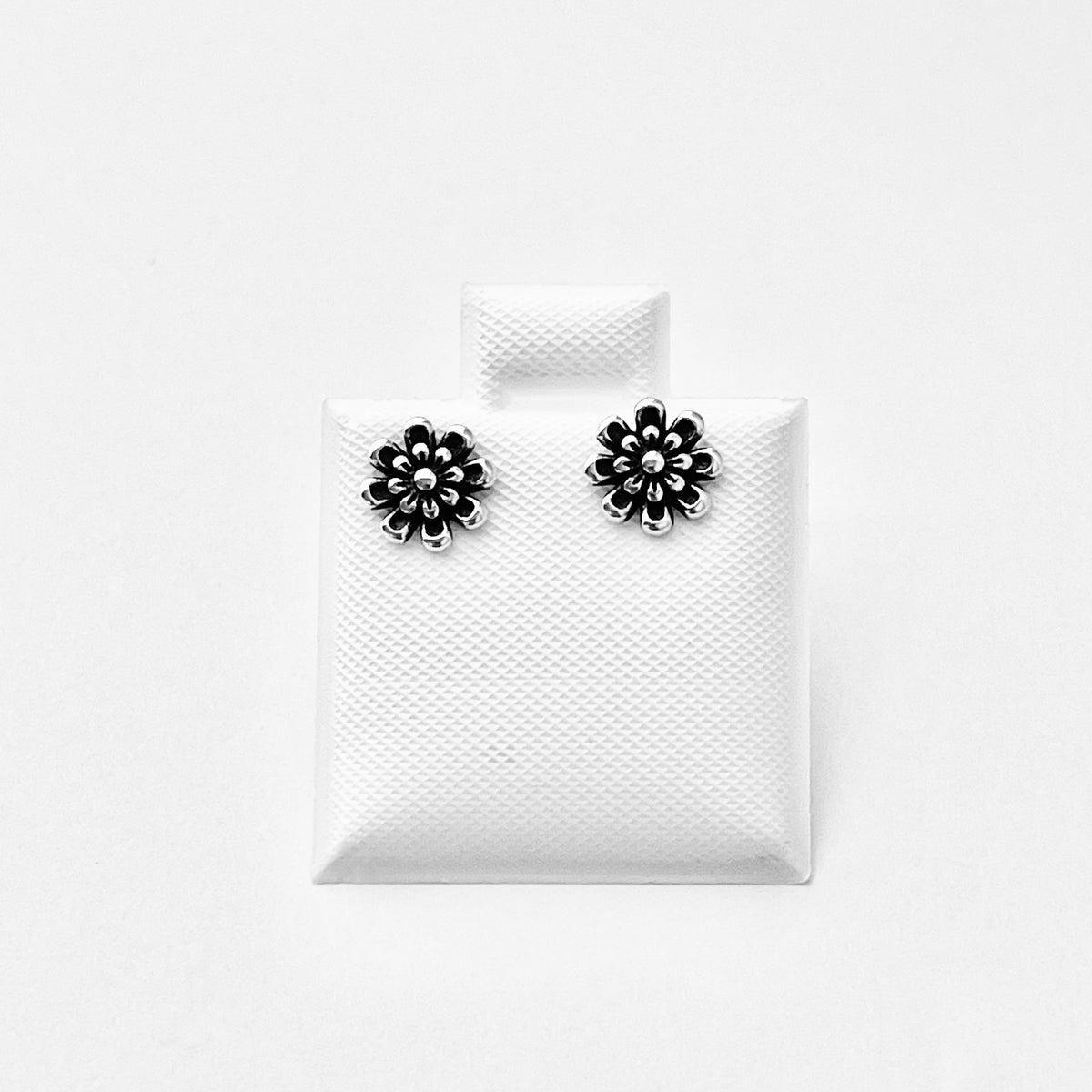 925 Sterling Silver Small Zinnia Flower Stud Earrings | Dainty Floral Flower Earring