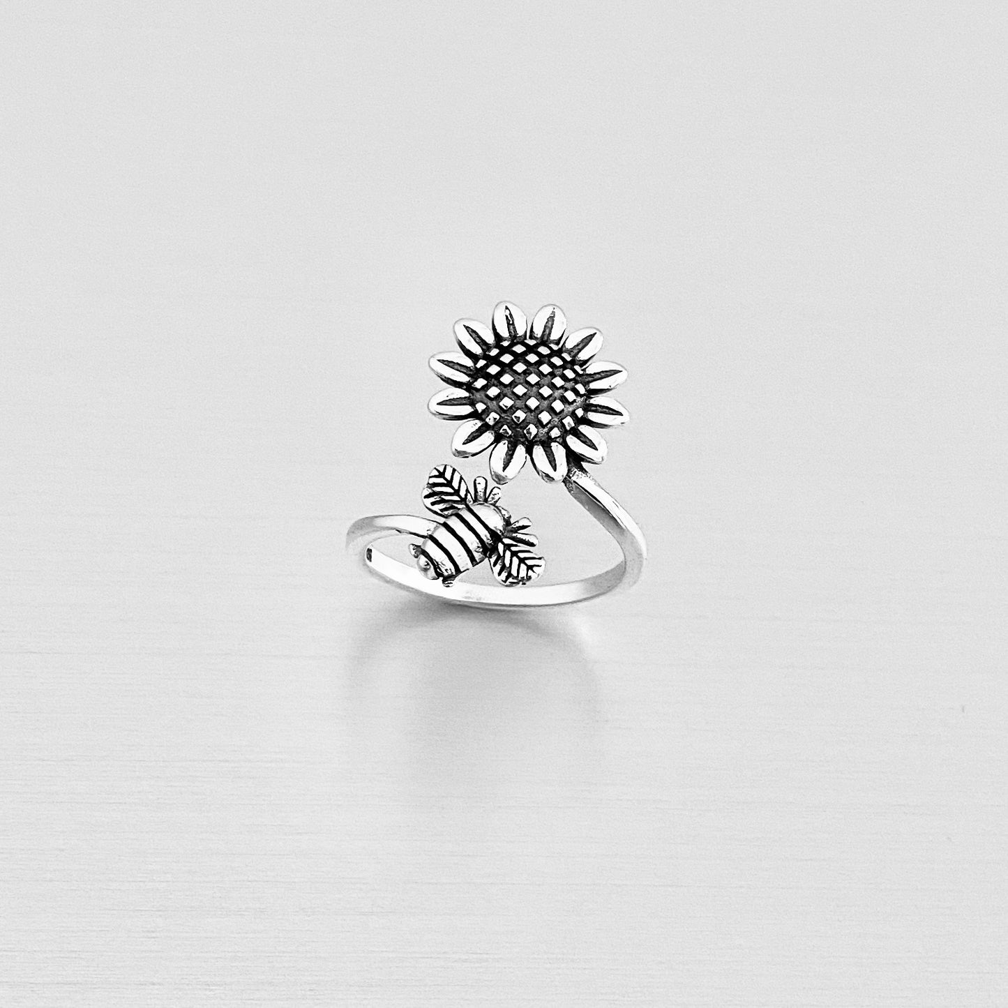 Sterling Silver Wraparound Bee and Sunflower Ring, Flower Bug Jewelry, Bumblebee Rings