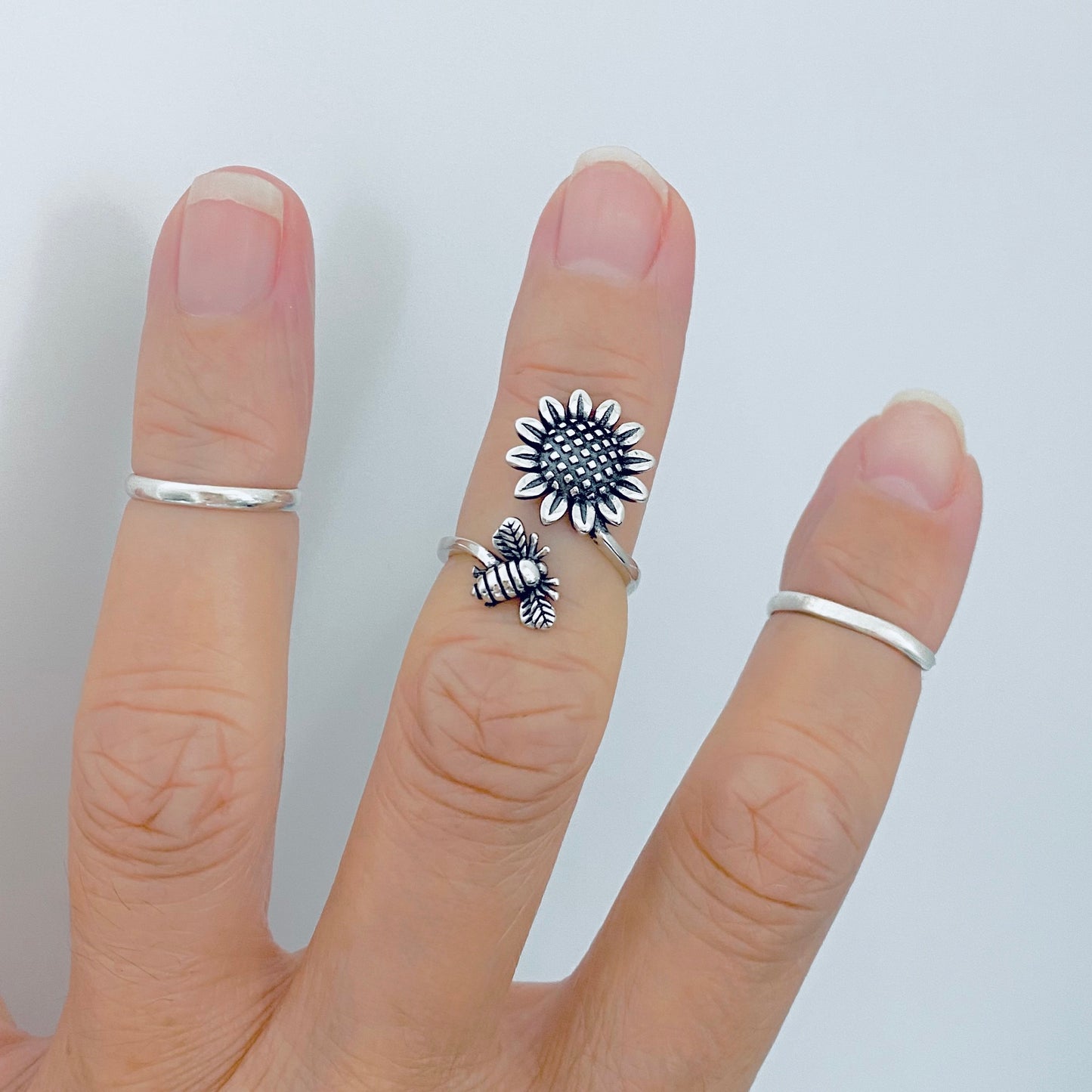 Sterling Silver Wraparound Bee and Sunflower Ring, Flower Bug Jewelry, Bumblebee Rings