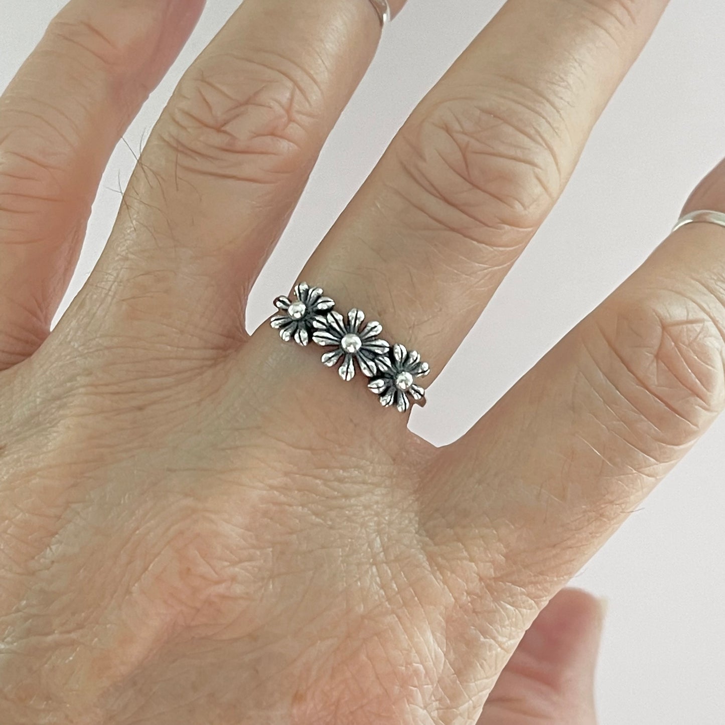 Sterling Silver Three Flower Ring, Daisy Silver Rings, Daisies