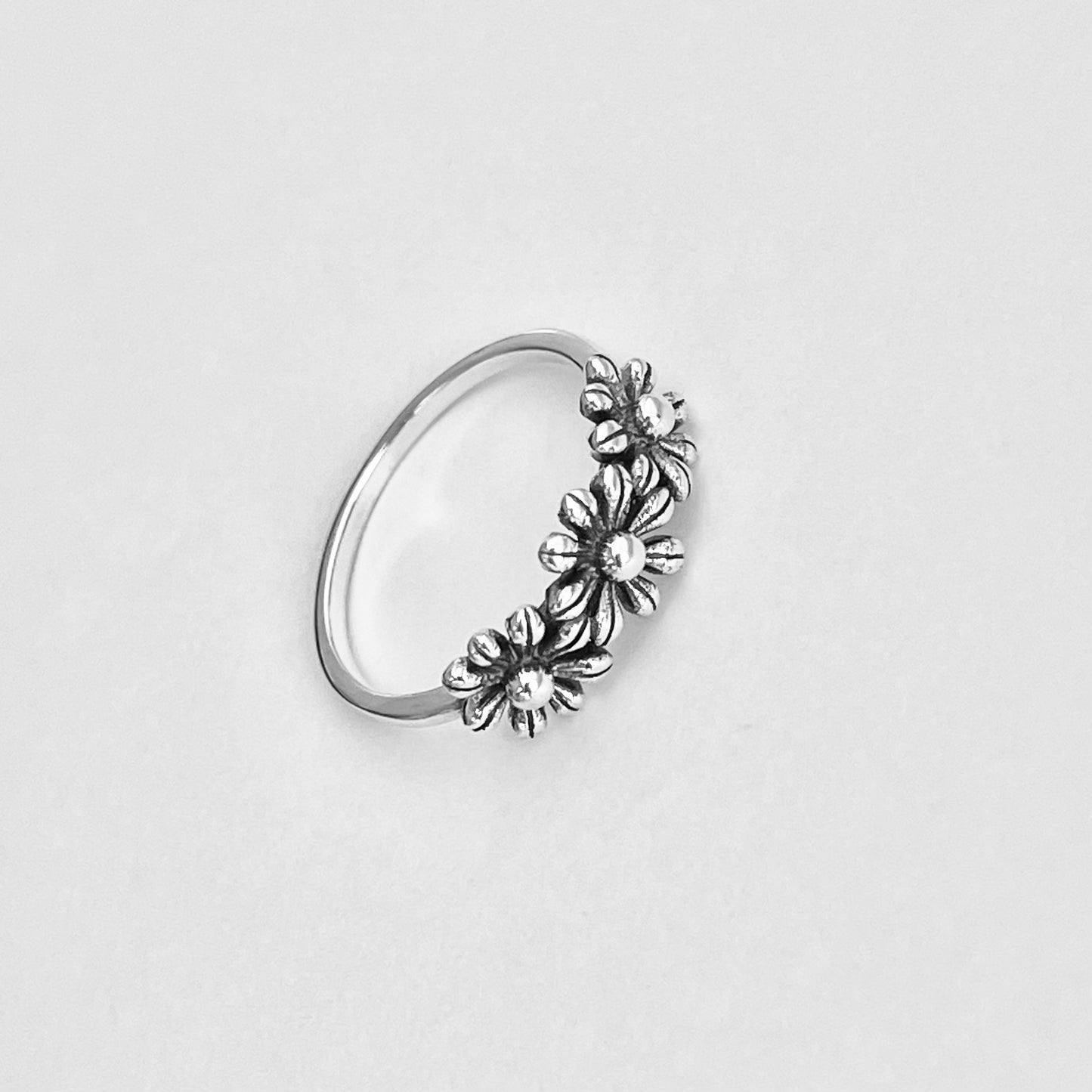 Sterling Silver Three Flower Ring, Daisy Silver Rings, Daisies