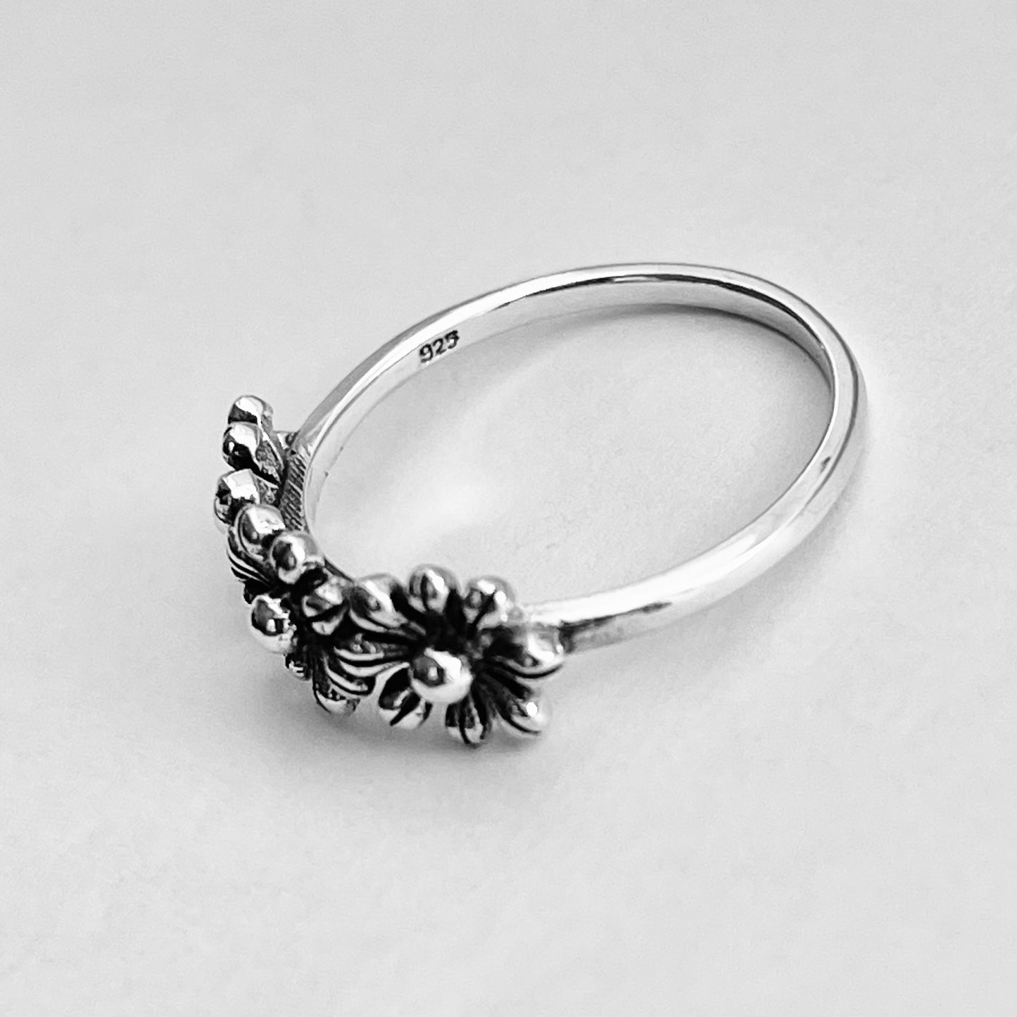 Sterling Silver Three Flower Ring, Daisy Silver Rings, Daisies