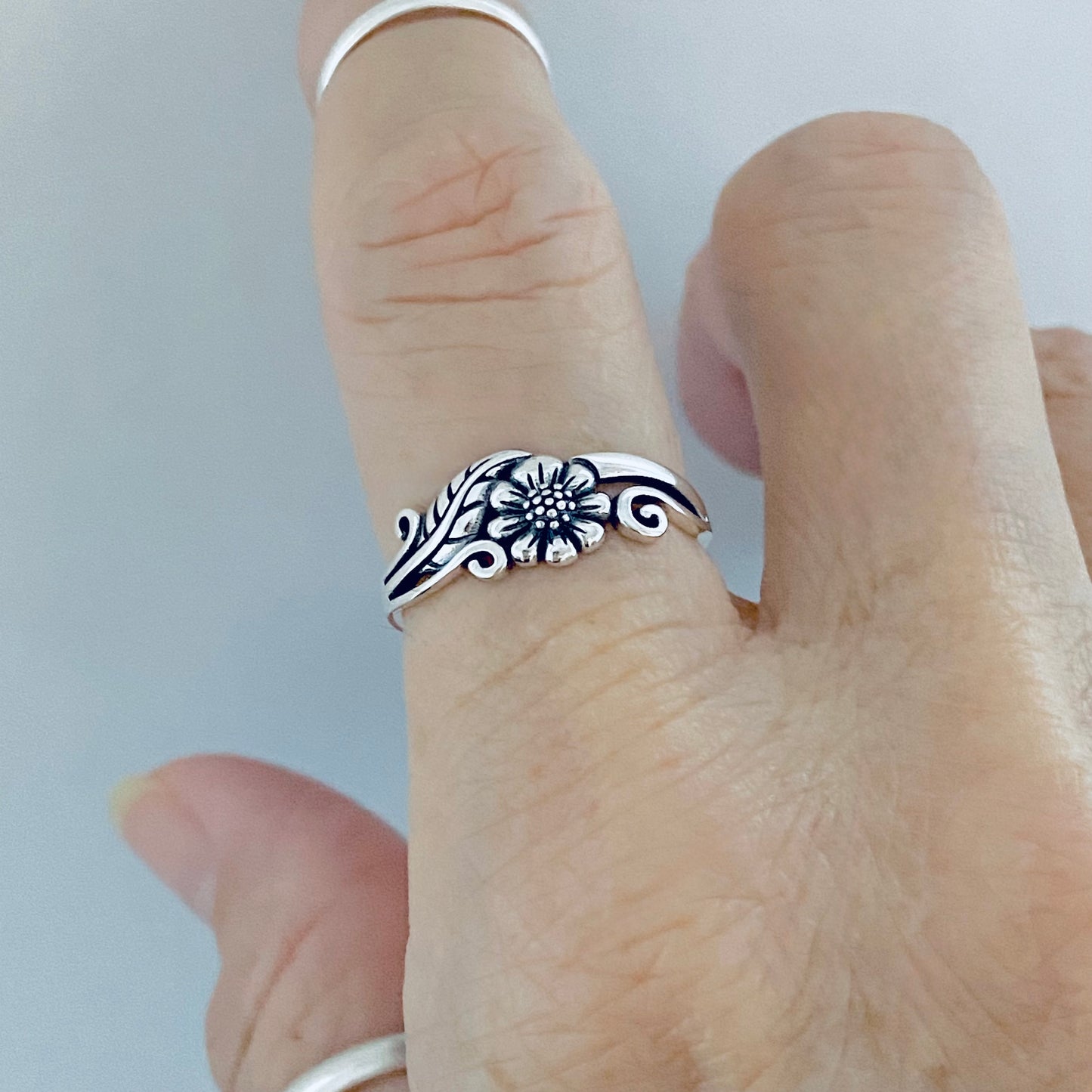Sterling Silver Small Dainty Sunflower Ring with Leaf, Flower Jewelry