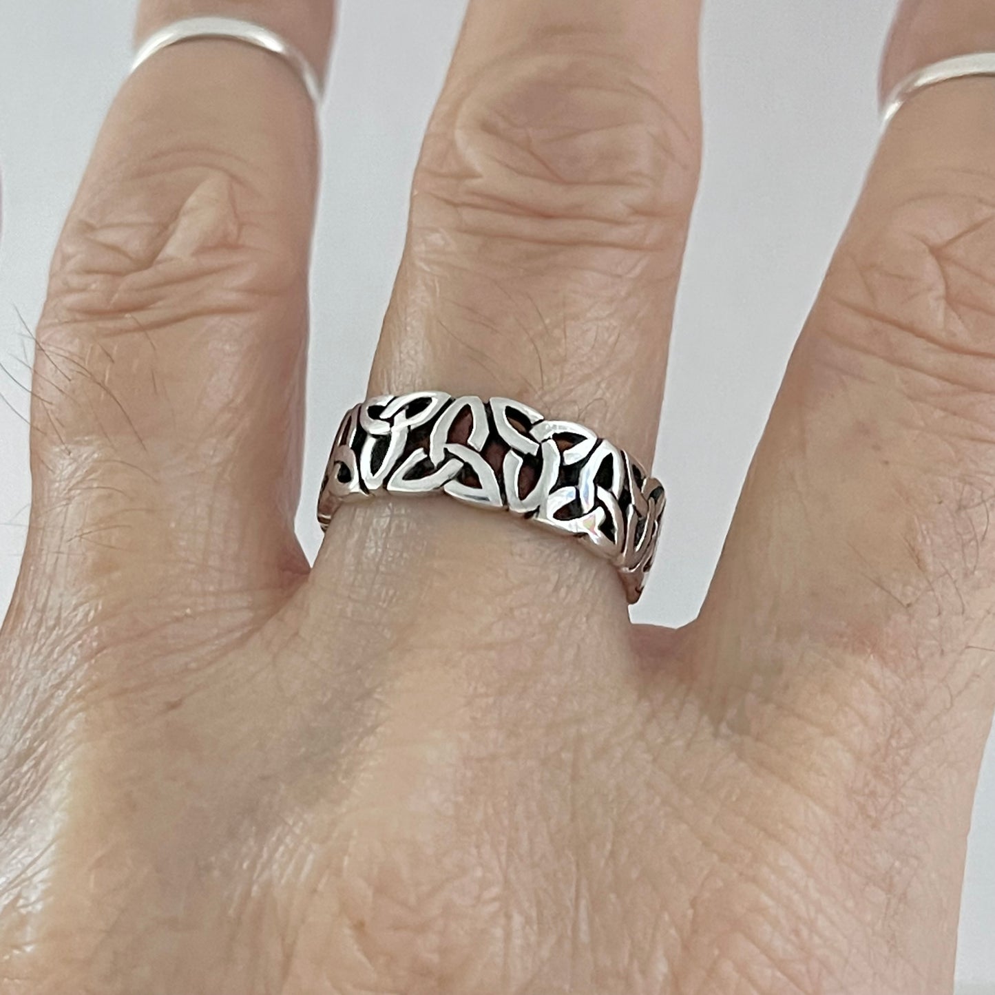 Sterling Silver Unisex Eternity Triquetra Band Ring, Celtic Silver Rings, Wedding Bands