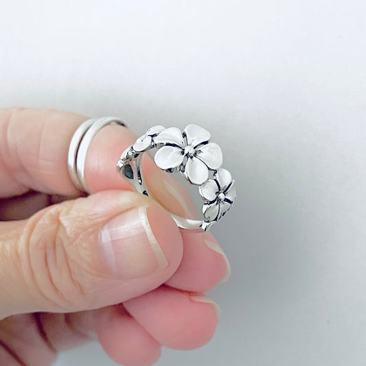 Sterling Silver Triple Plumeria Flower Ring with Leaves – Hawaiian Lei Silver Rings