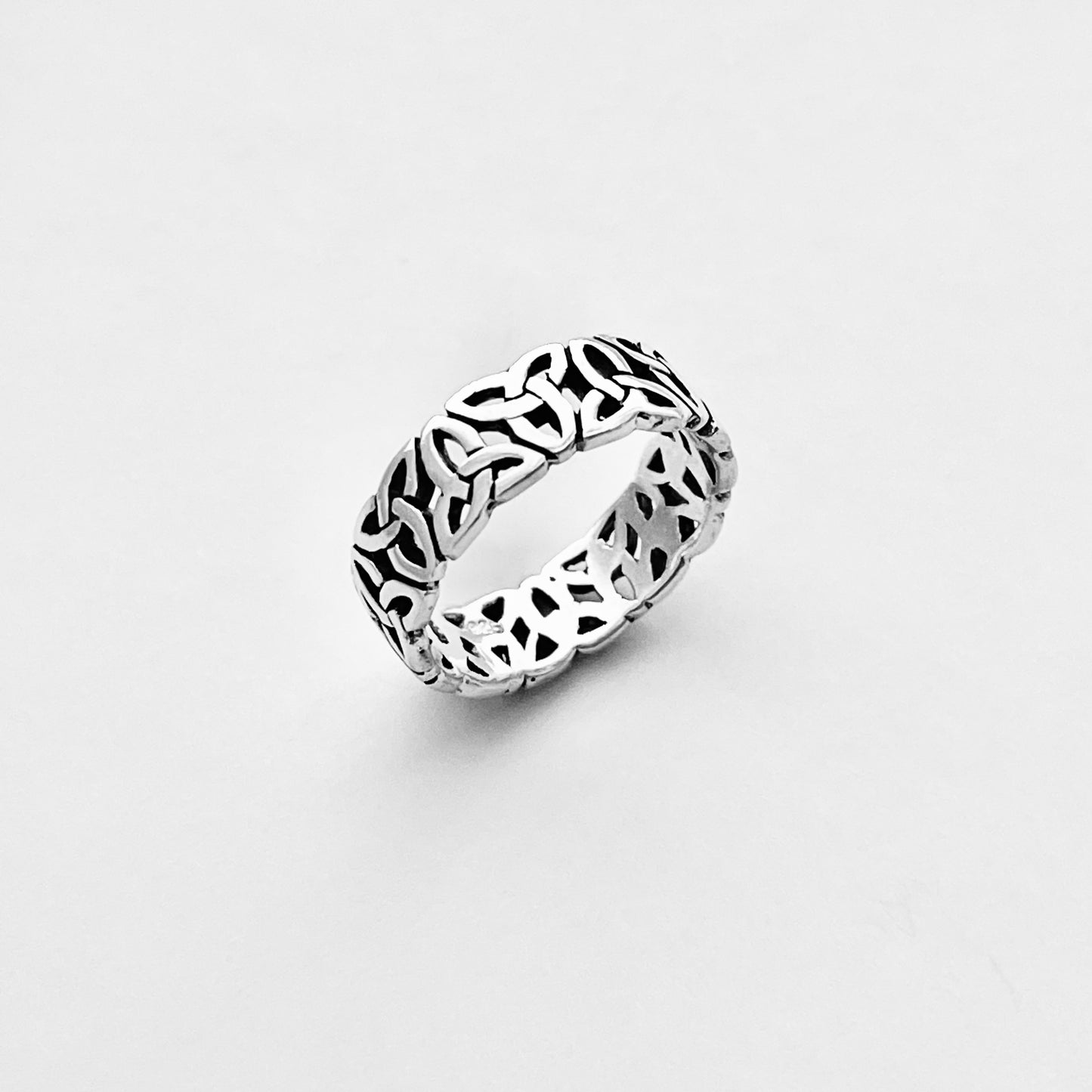 Sterling Silver Unisex Eternity Triquetra Band Ring, Celtic Wedding Bands