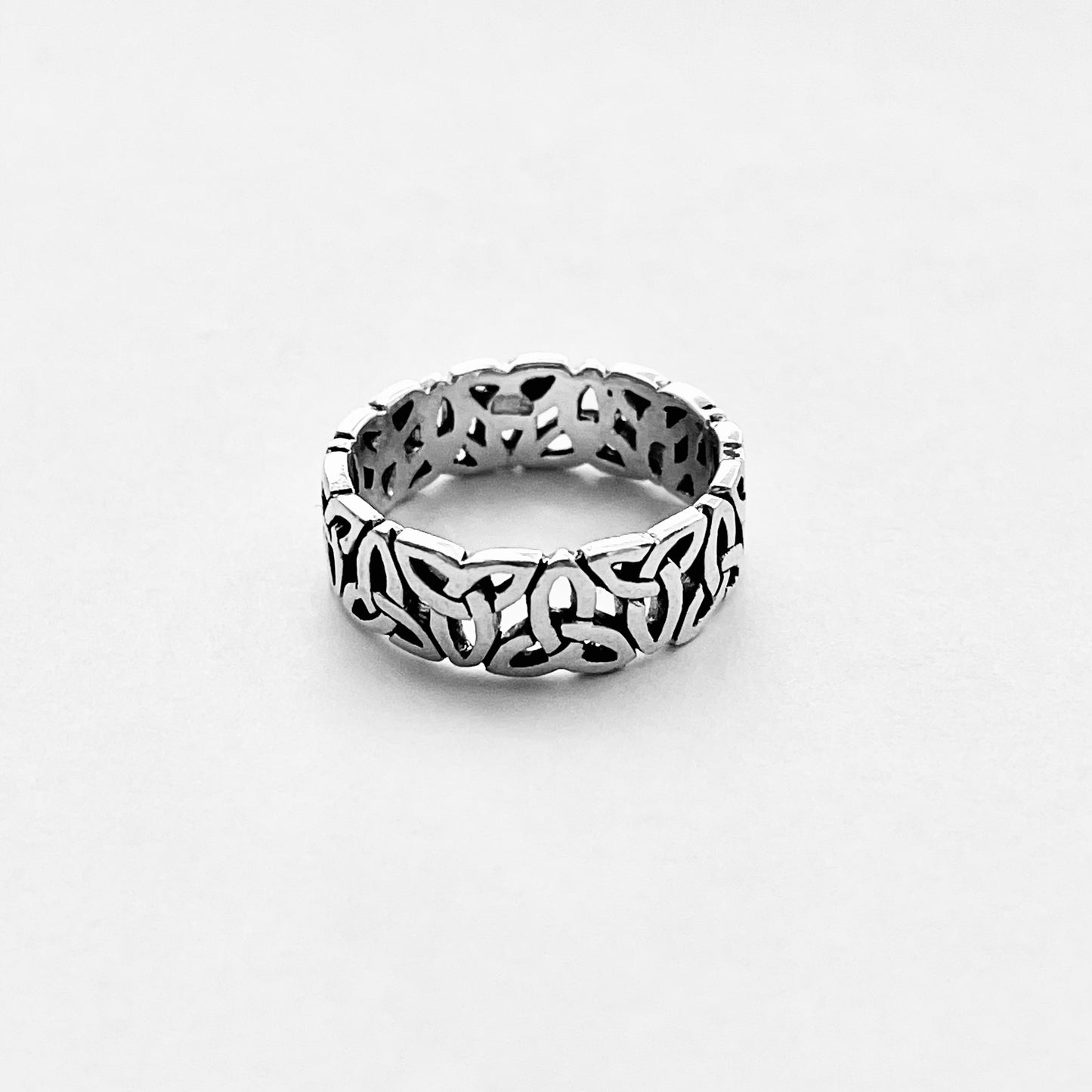 Sterling Silver Unisex Eternity Triquetra Band Ring, Celtic Wedding Bands