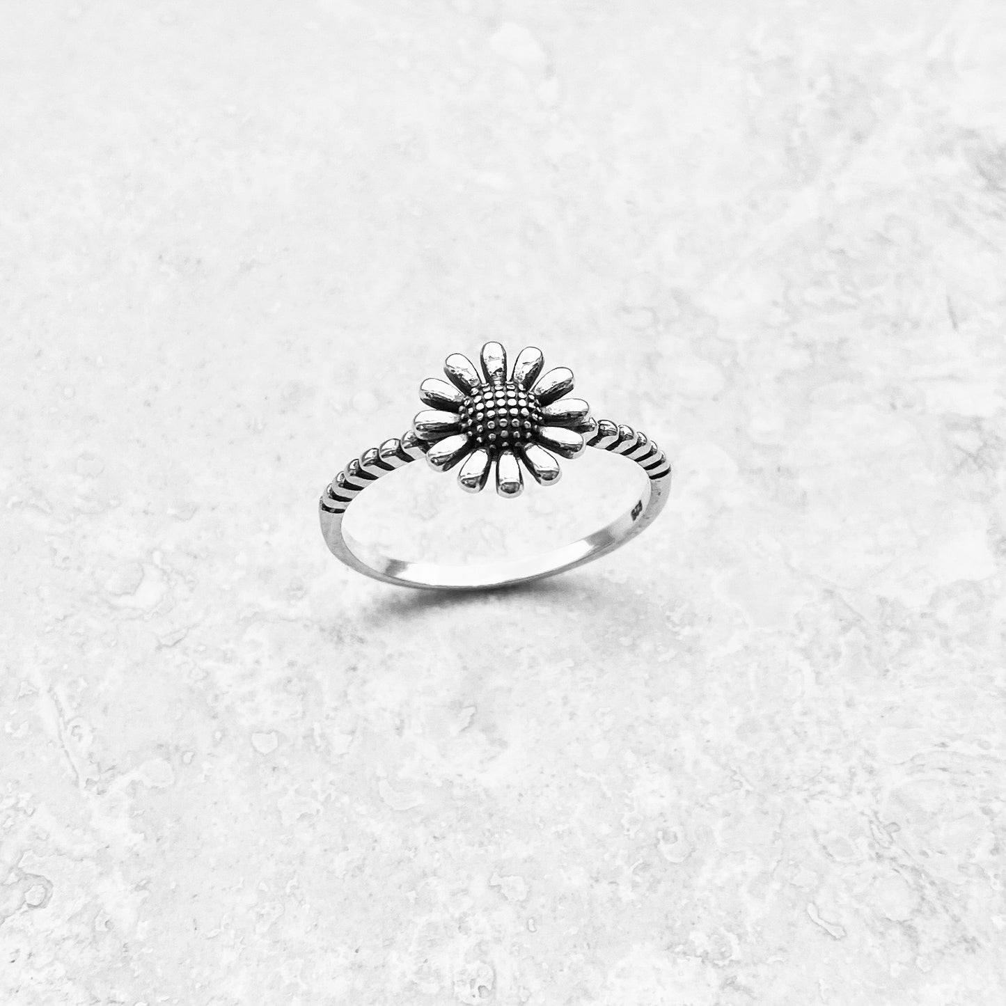 Sterling Silver Small Gerbera Daisy Ring – Dainty Sunflower Floral Silver Rings
