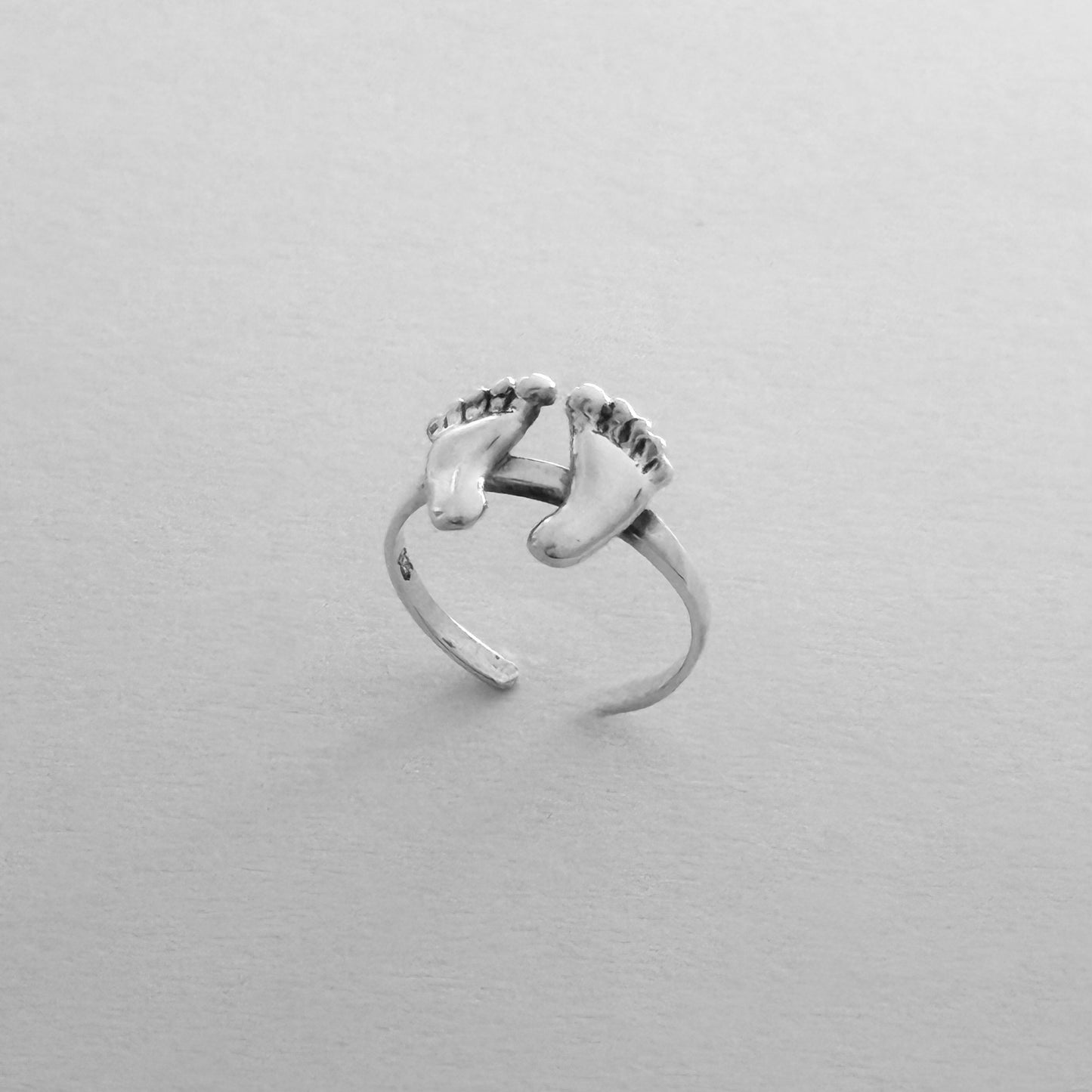 Sterling Silver Barefoot Baby Feet Toe Ring | Footprint Beach Silver Rings