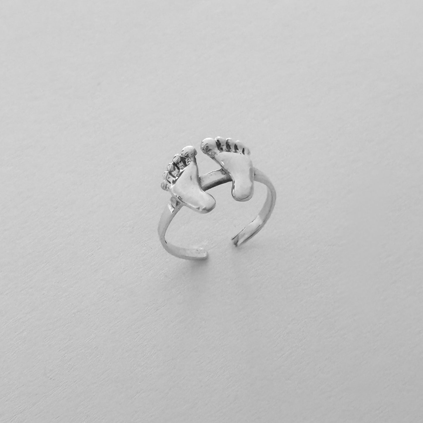 Sterling Silver Barefoot Baby Feet Toe Ring | Footprint Beach Silver Rings