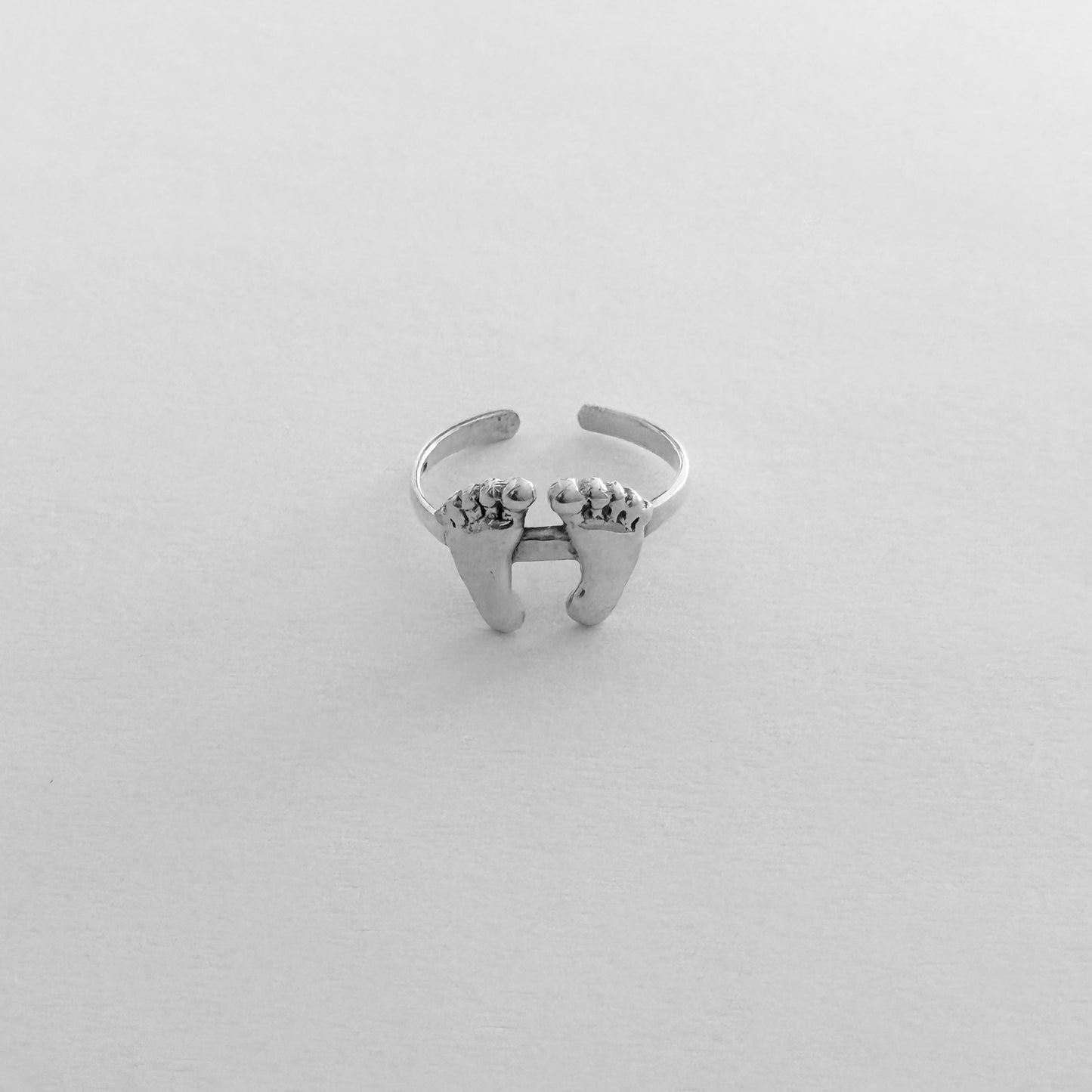 Sterling Silver Barefoot Baby Feet Toe Ring | Footprint Beach Silver Rings