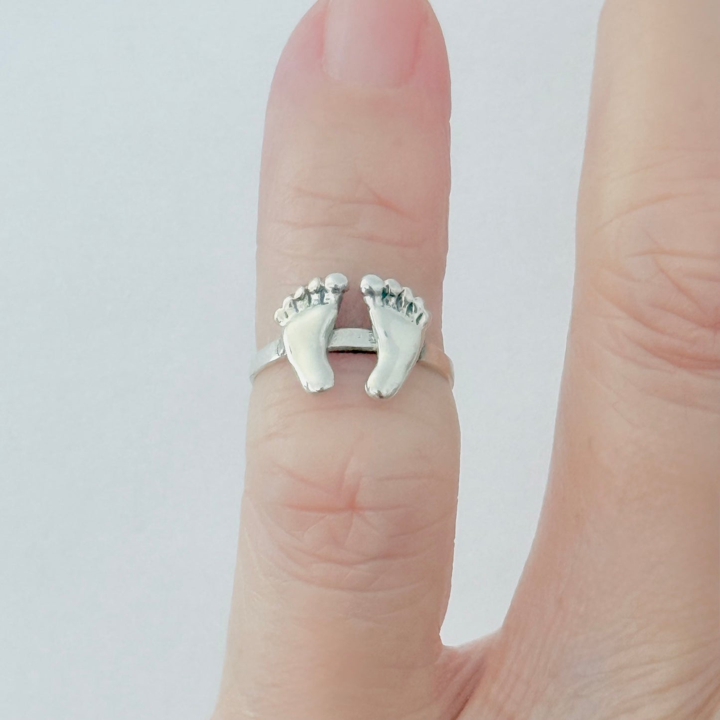 Sterling Silver Barefoot Baby Feet Toe Ring | Footprint Beach Silver Rings