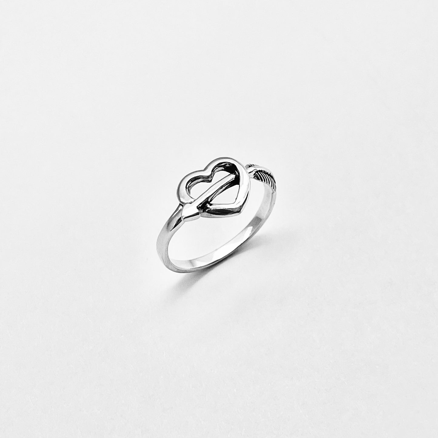 925 Sterling Silver Bow and Arrow Pierced Heart Ring | Forever Deep Love Silver Rings