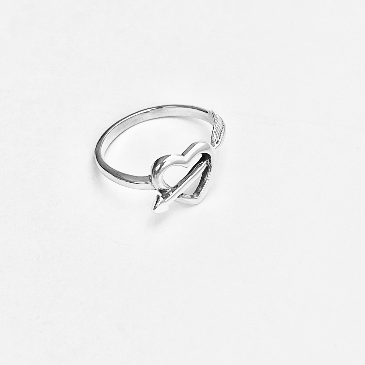 925 Sterling Silver Bow and Arrow Pierced Heart Ring | Forever Deep Love Silver Rings